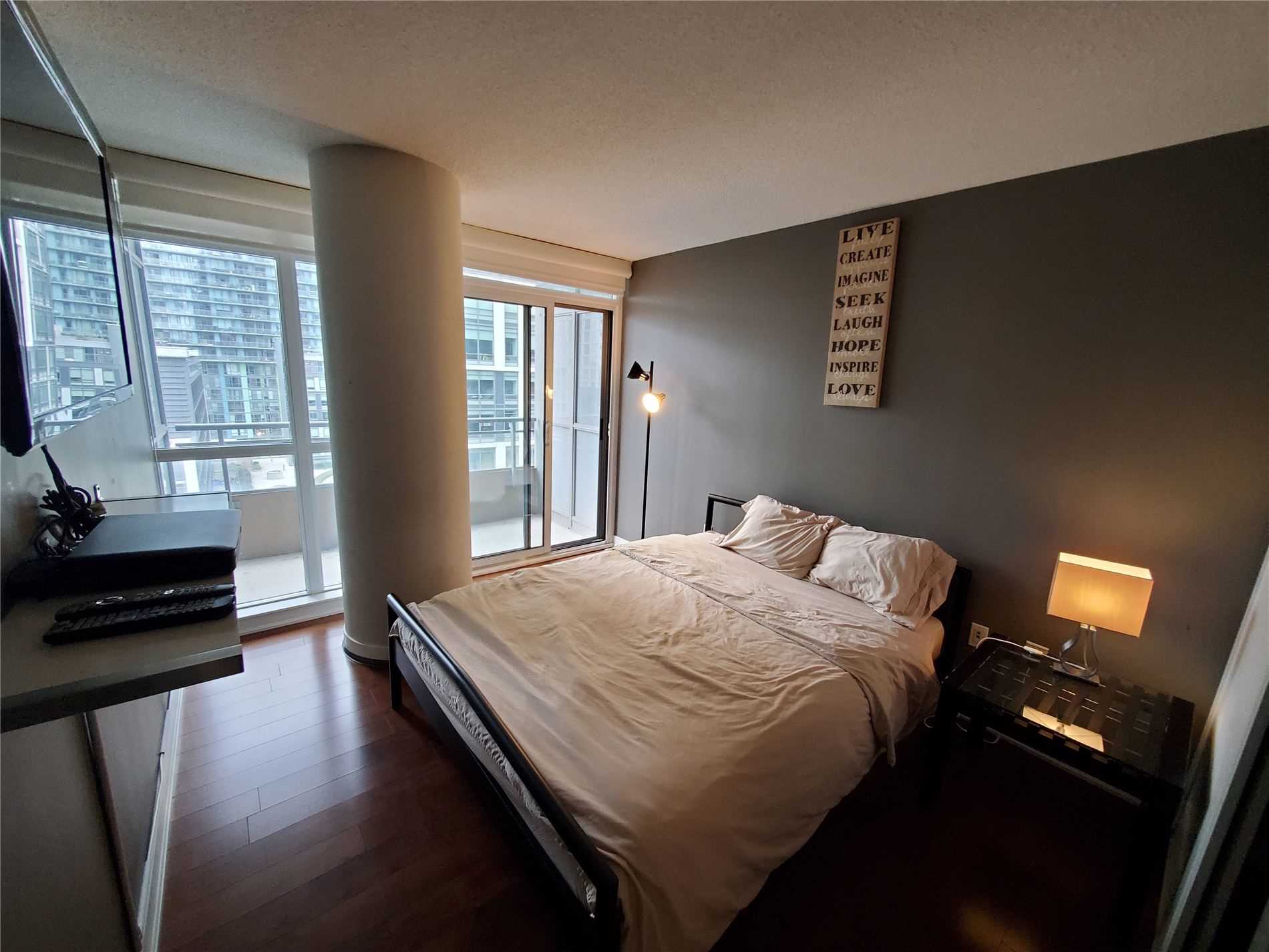 151 Dan Leckie Way #803