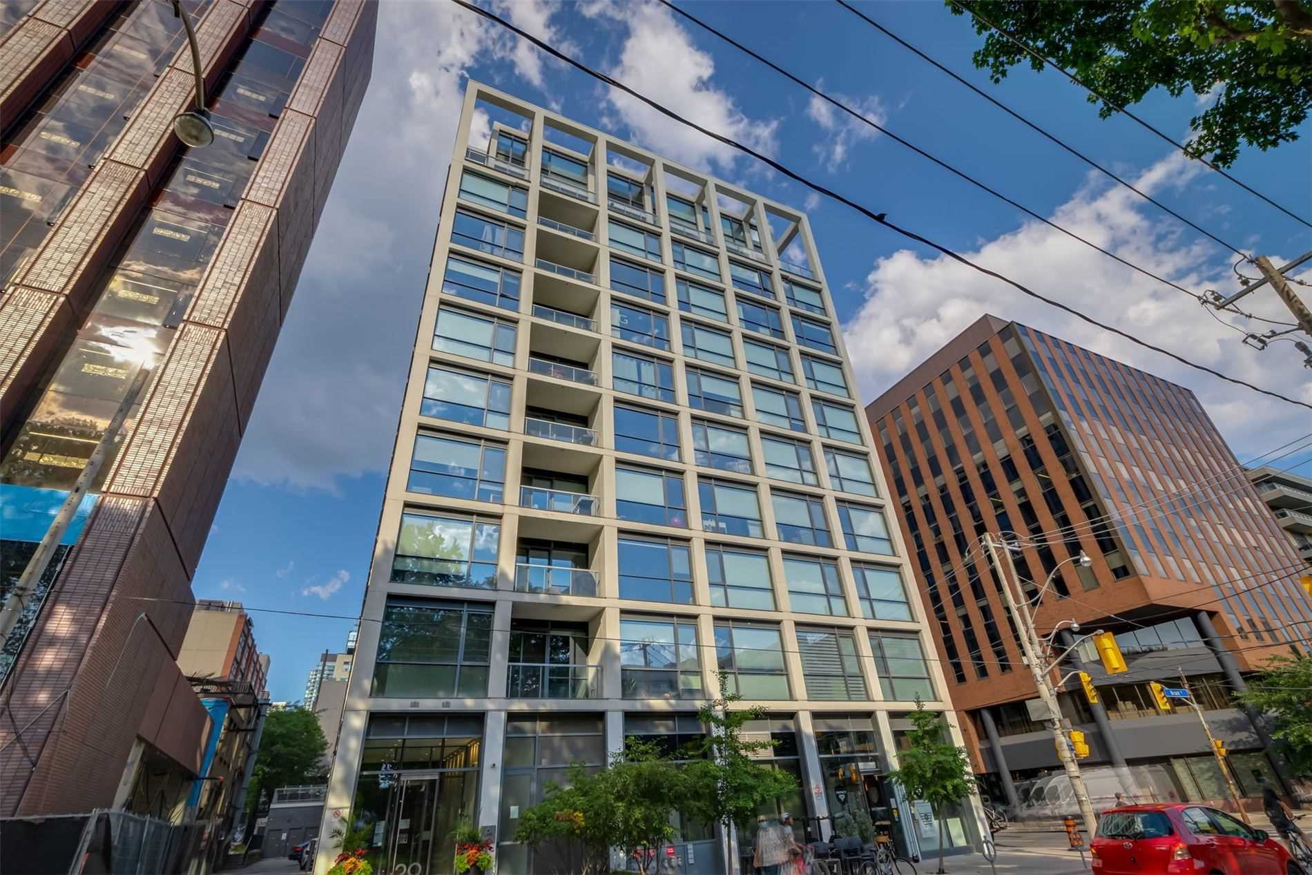 39 Brant St, #305
