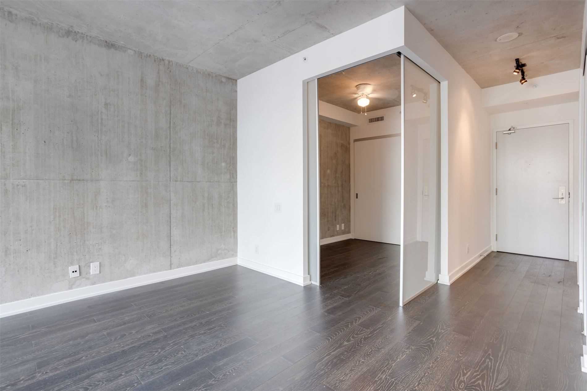 39 Brant St, #305