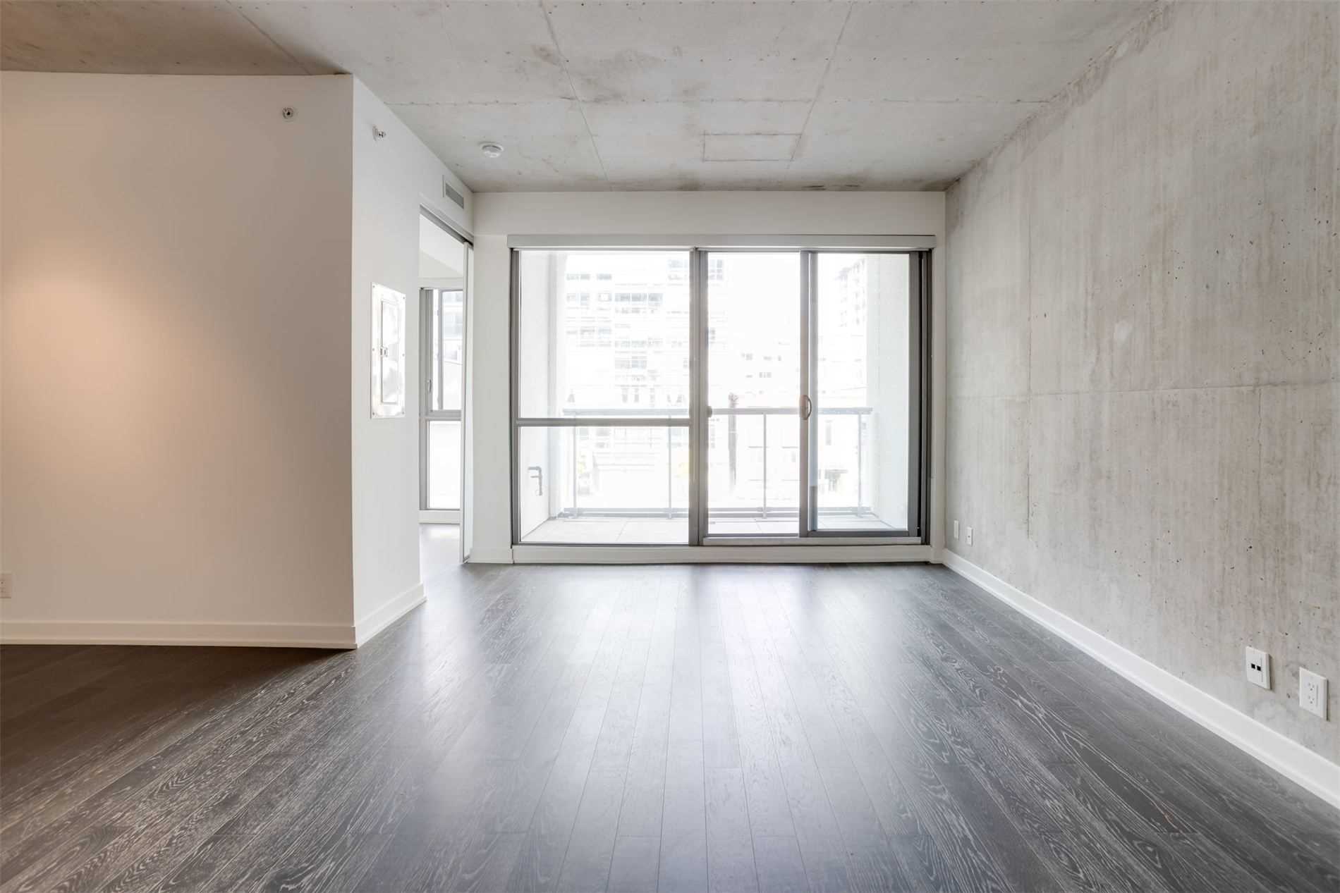 39 Brant St, #305