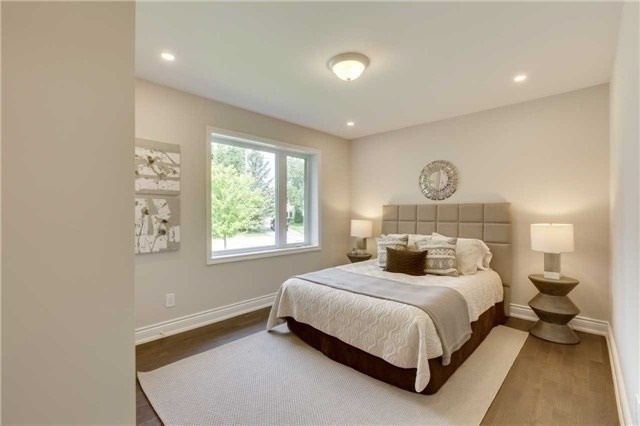 21 Bathford Cres