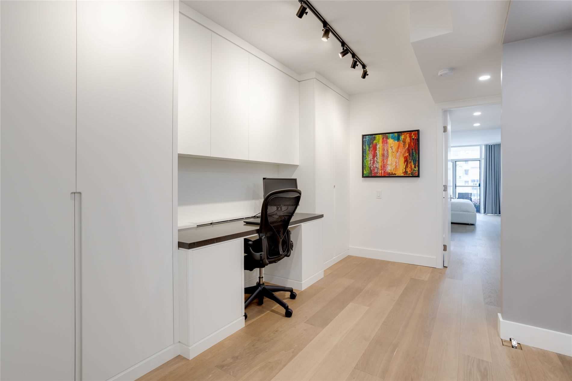 159 Frederick St, #902