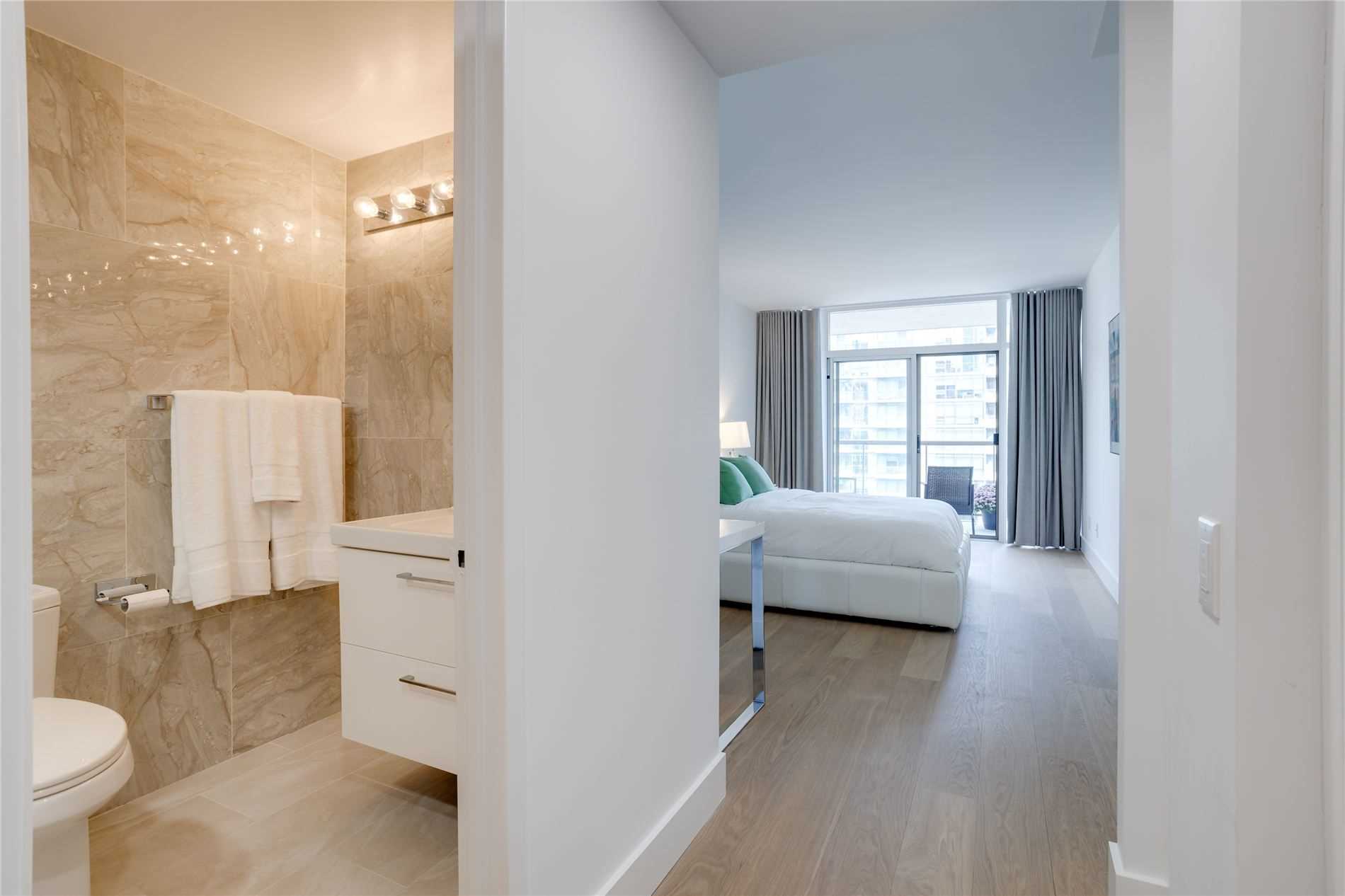 159 Frederick St, #902