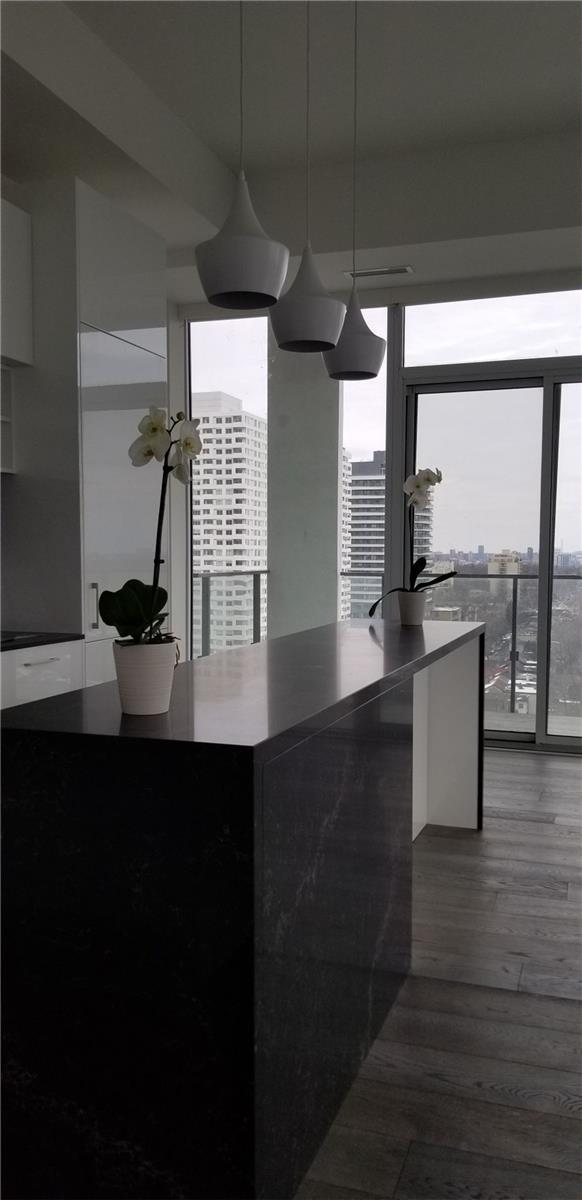 5 Soudan Ave, #1703