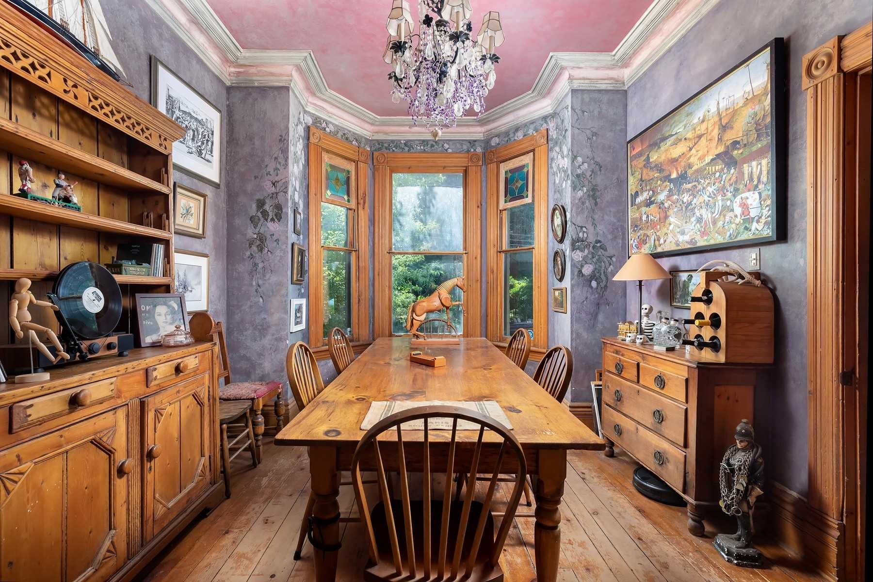 74 Shaftesbury Ave, (MLS® C4989878) See this townhouse for sale in