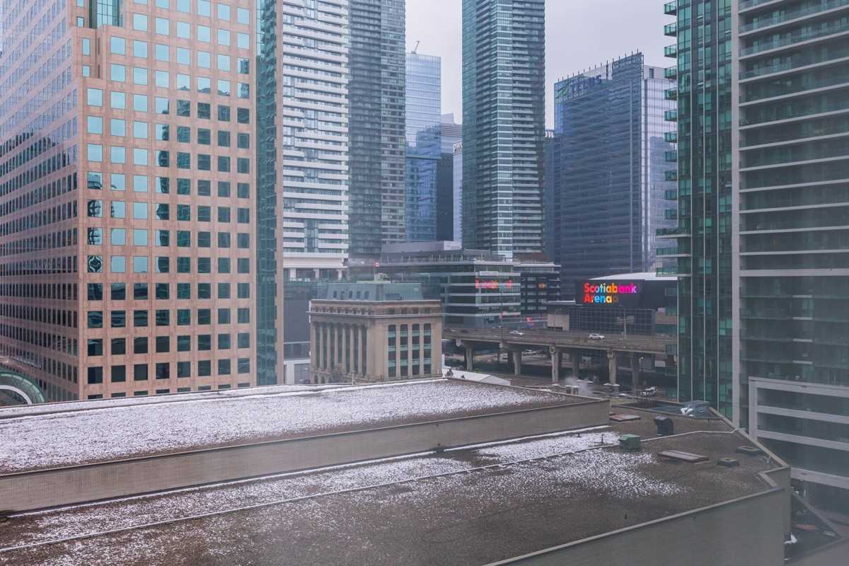 10 Queens Quay W, #909