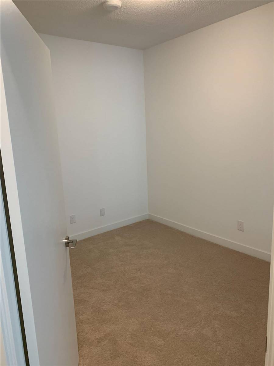 1603 Eglinton Ave W, #409