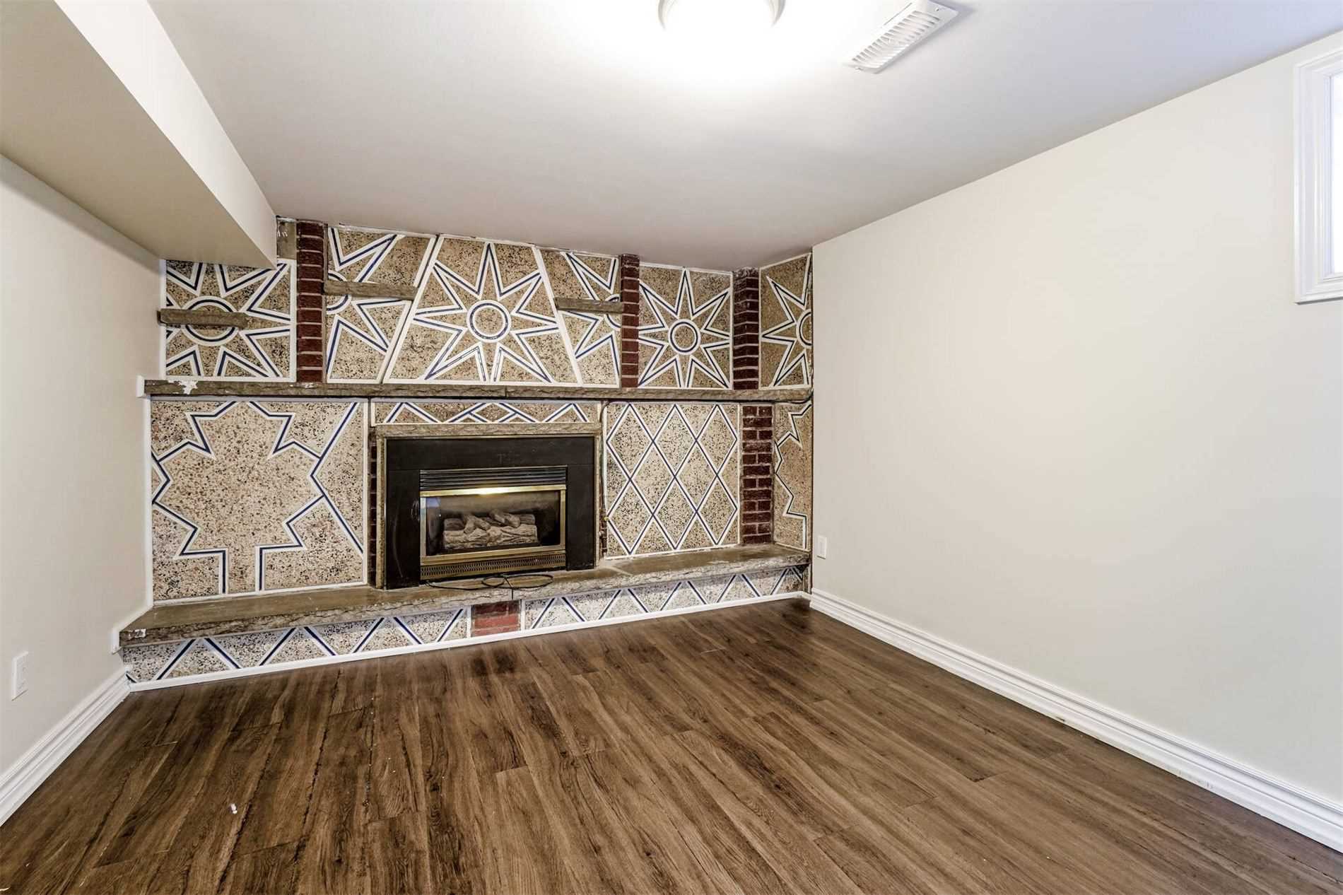221 Reiner Rd