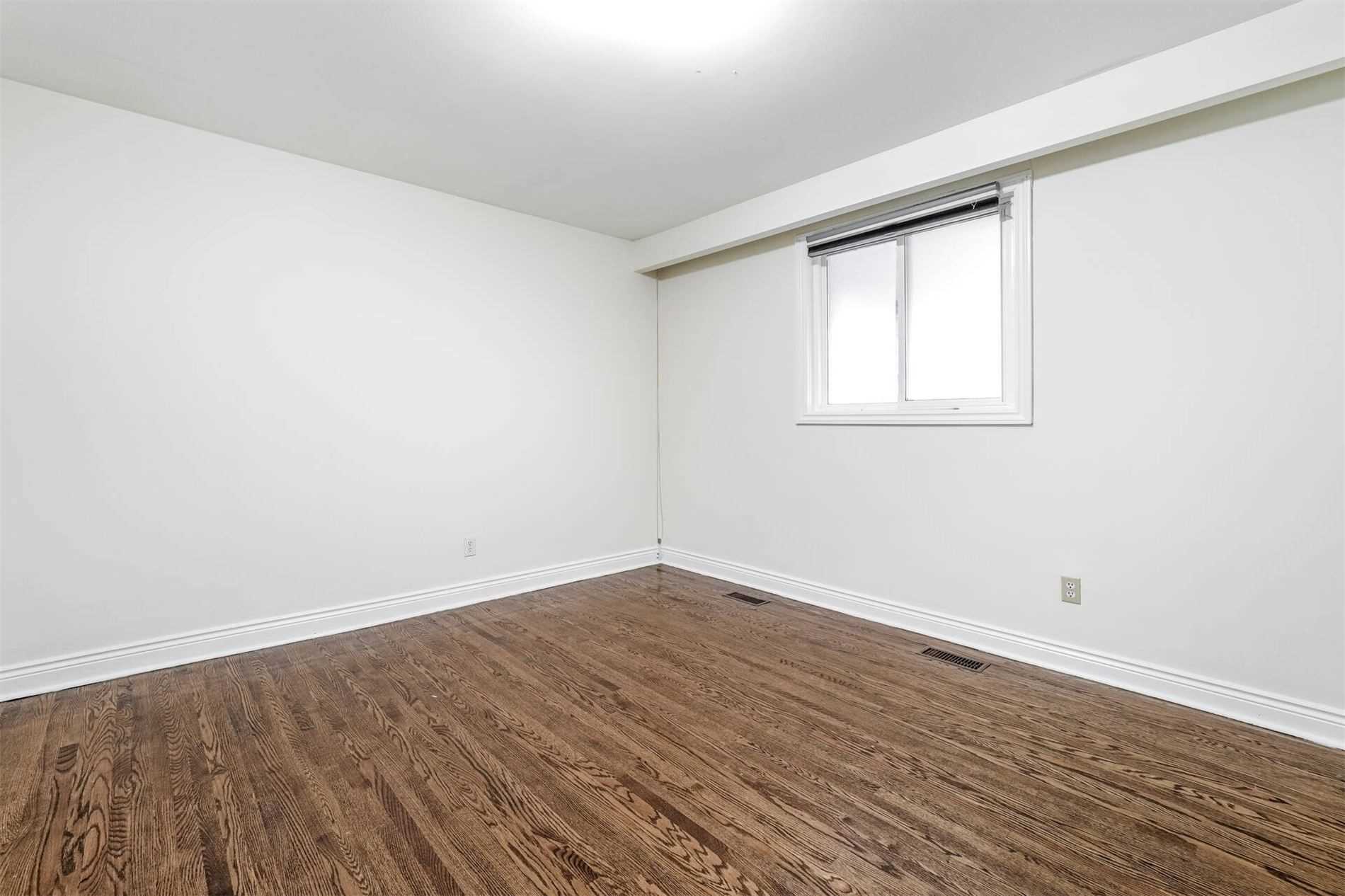 221 Reiner Rd