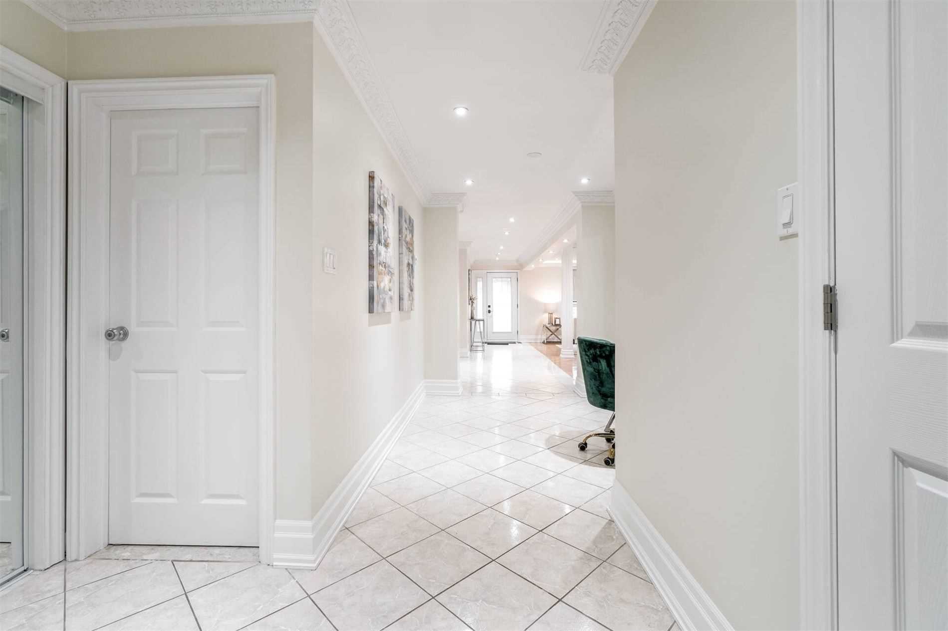 221 Reiner Rd
