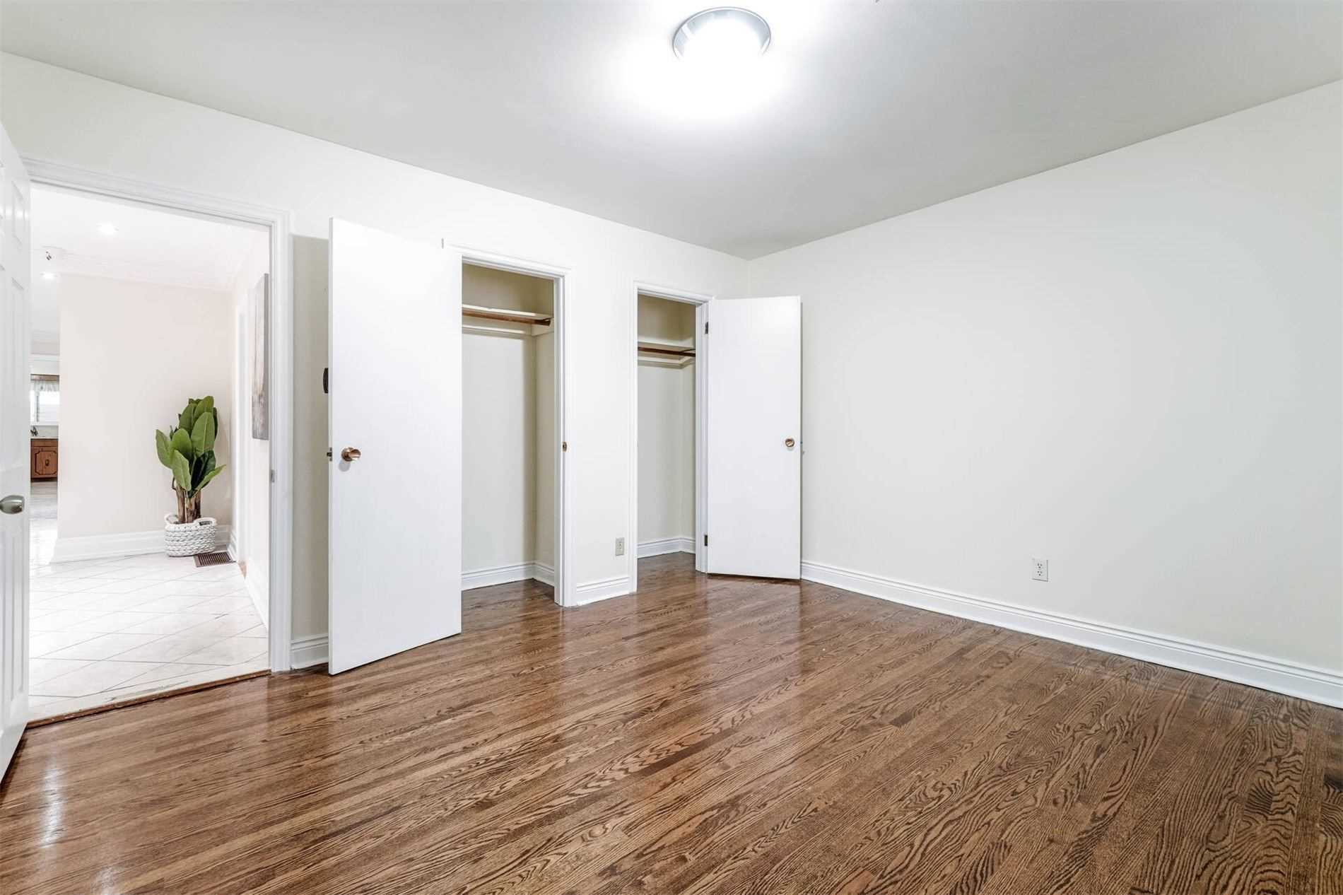 221 Reiner Rd