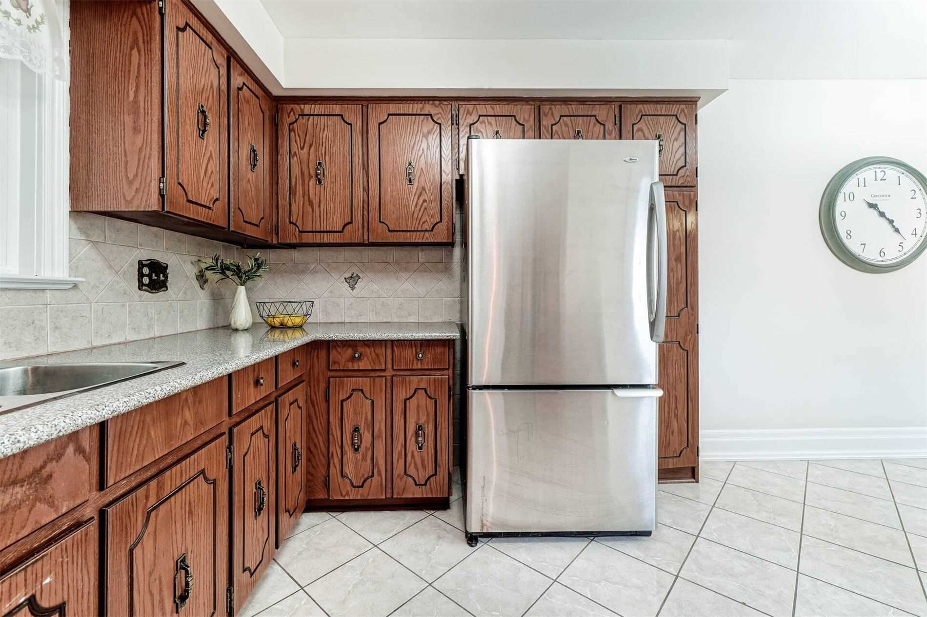 221 Reiner Rd