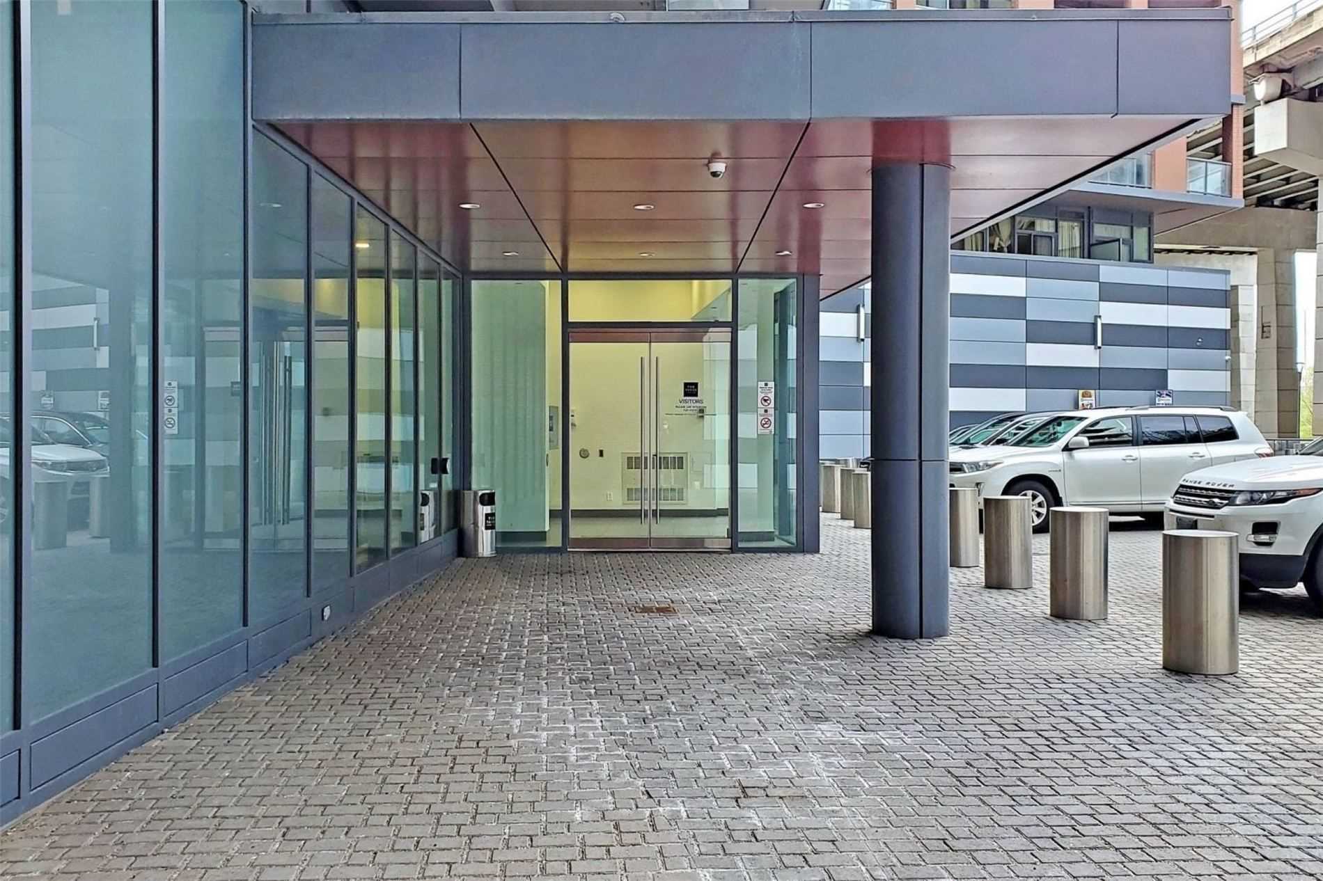 20 Bruyeres Mews, #1106