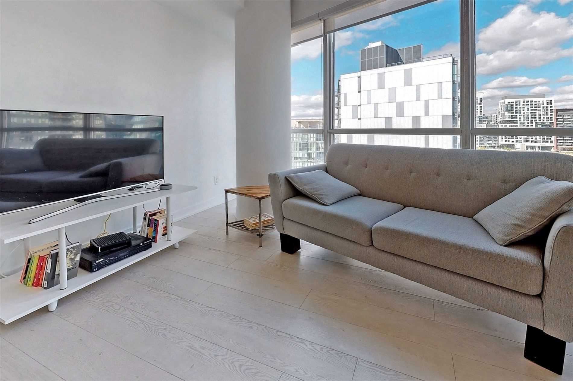 20 Bruyeres Mews, #1106