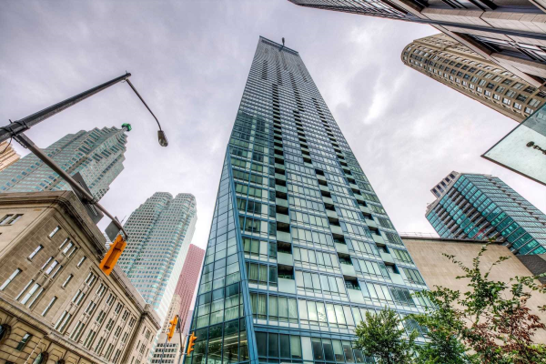 8 The Esplanade Ave 8 The Esplanade Ave