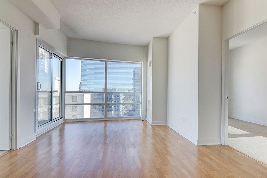 5740 Yonge St, #1207