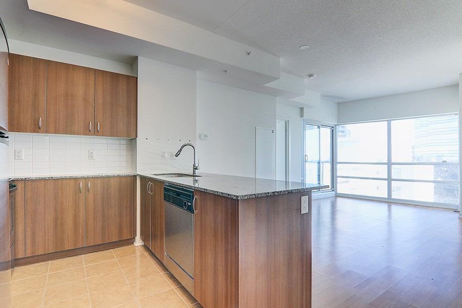 5740 Yonge St, #1207