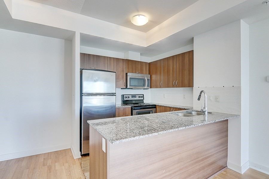 5740 Yonge St, #1207