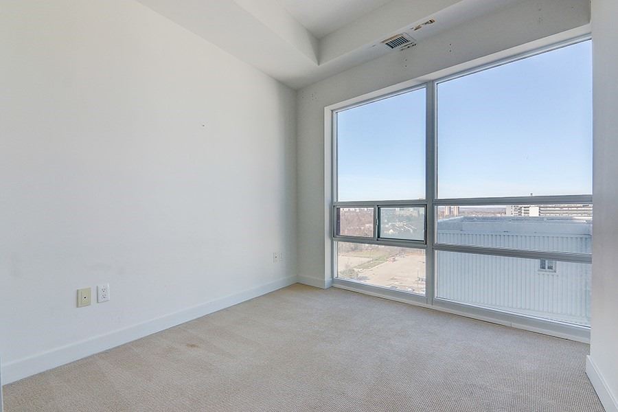 5740 Yonge St, #1207