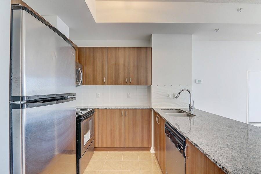 5740 Yonge St, #1207