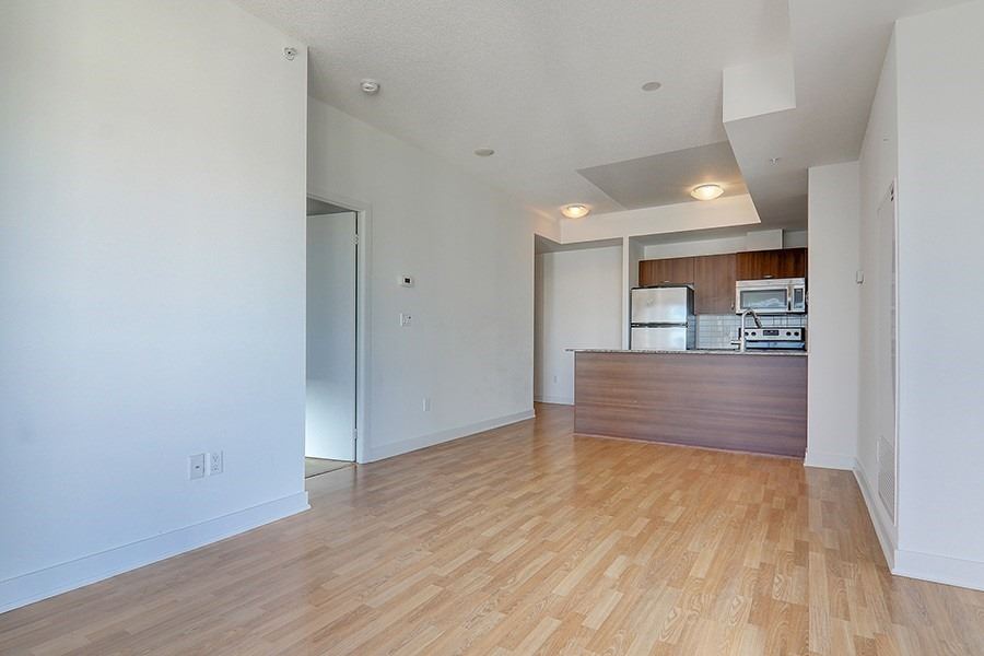 5740 Yonge St, #1207