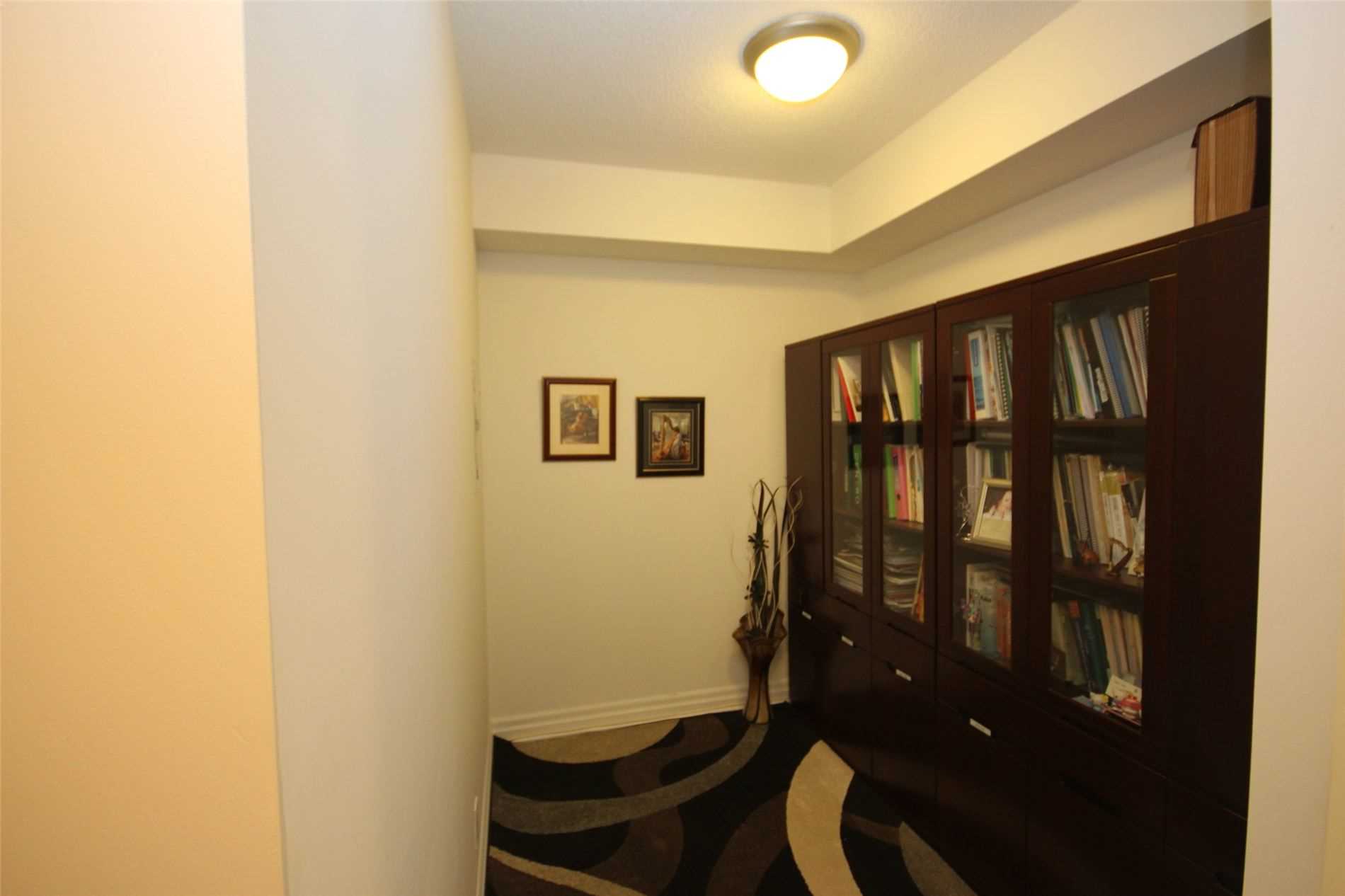 17 Ruddington Dr, #603