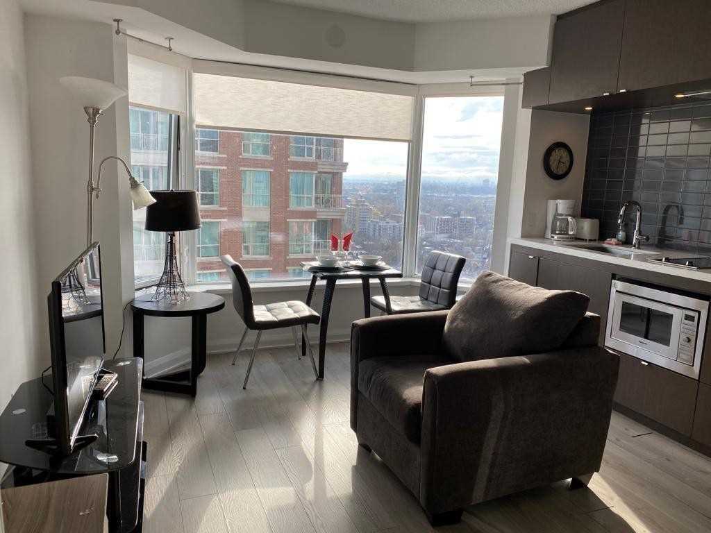 155 Yorkville Ave, #2315