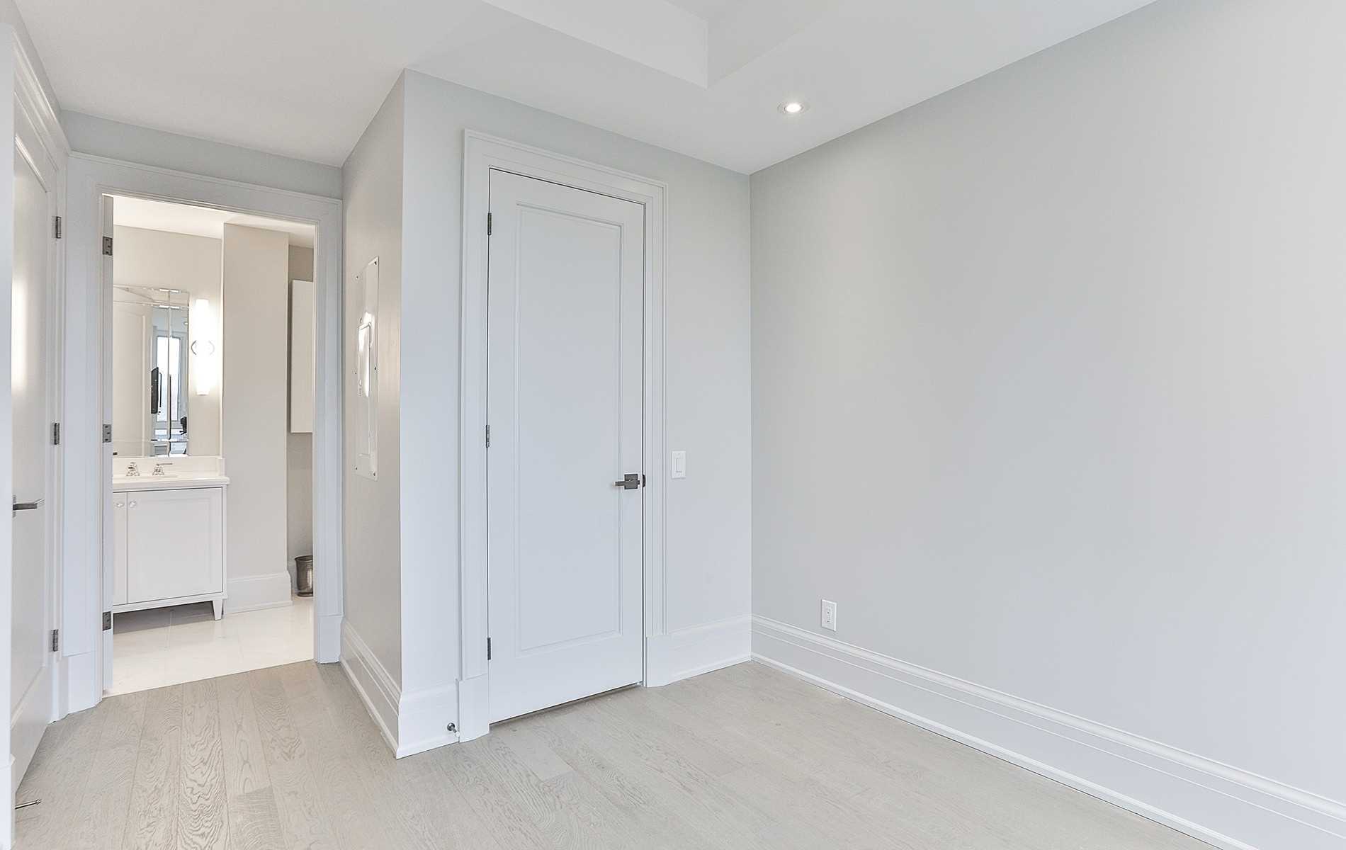 181 Davenport Rd, #302