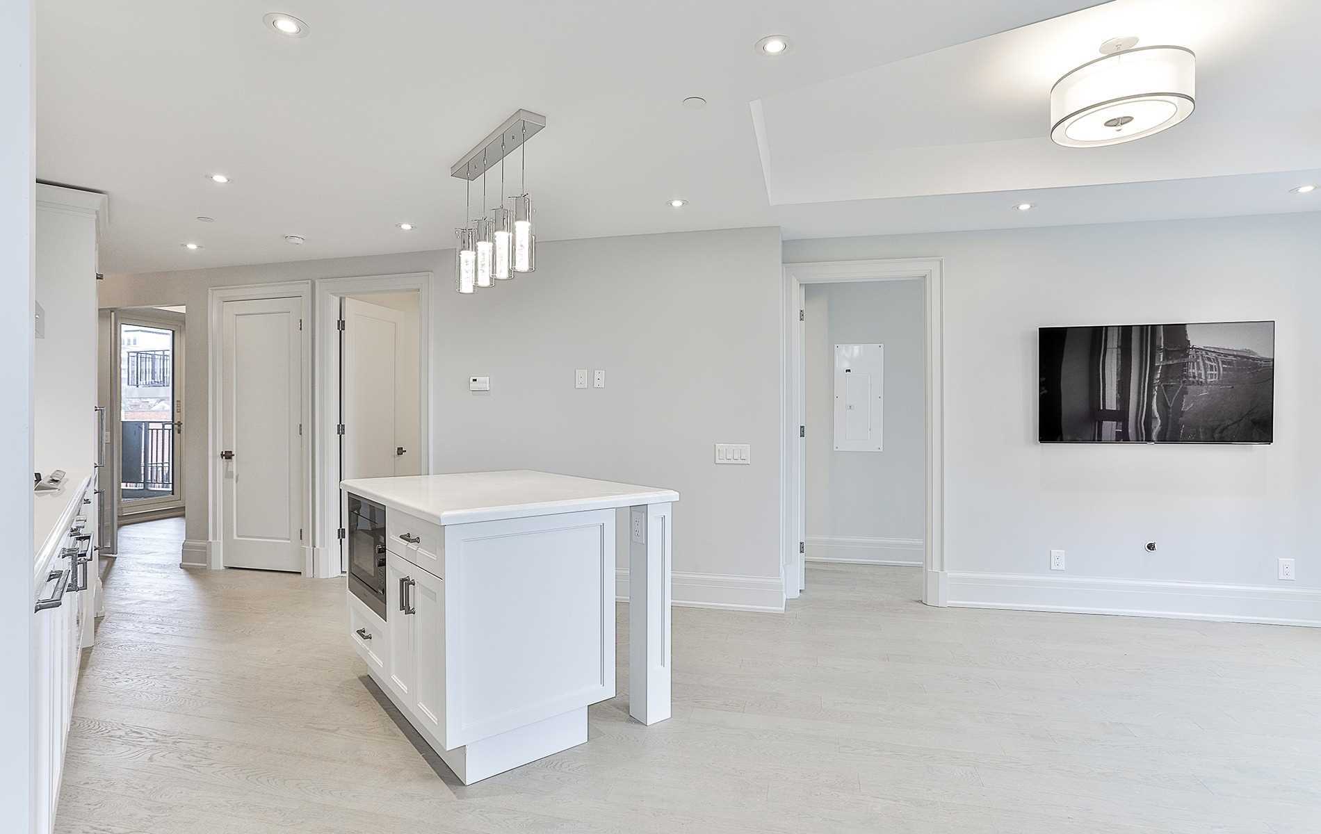 181 Davenport Rd, #302