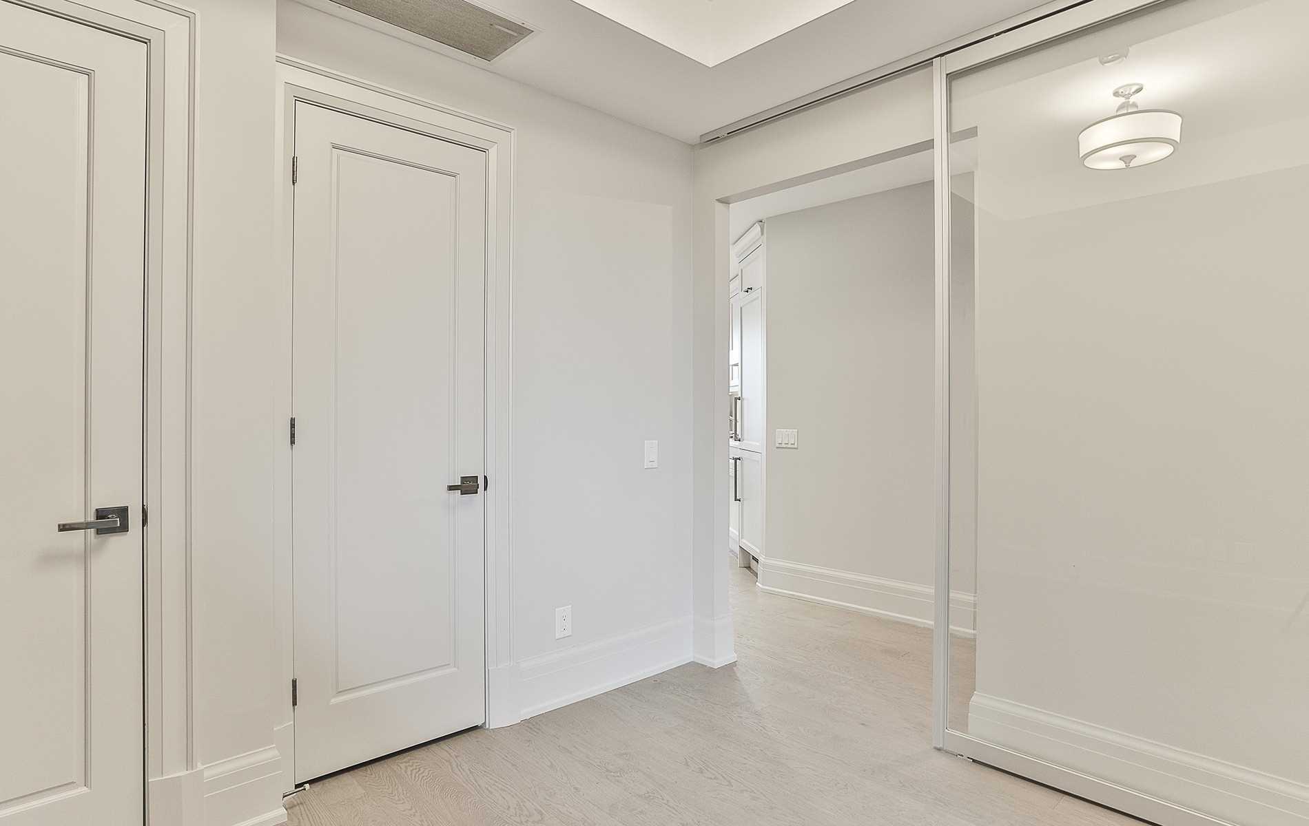 181 Davenport Rd, #302