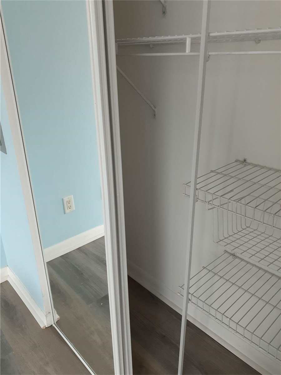 18 Yonge St, #1212