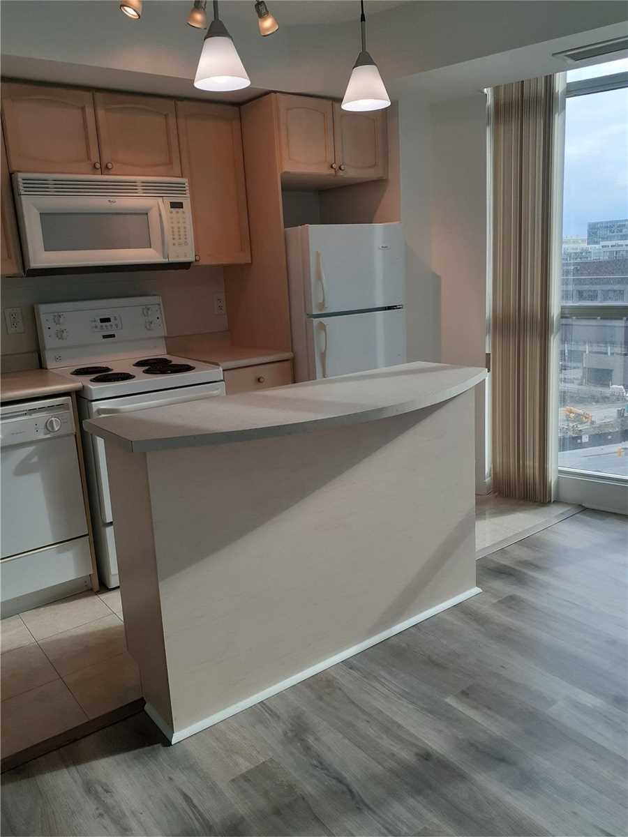 18 Yonge St, #1212