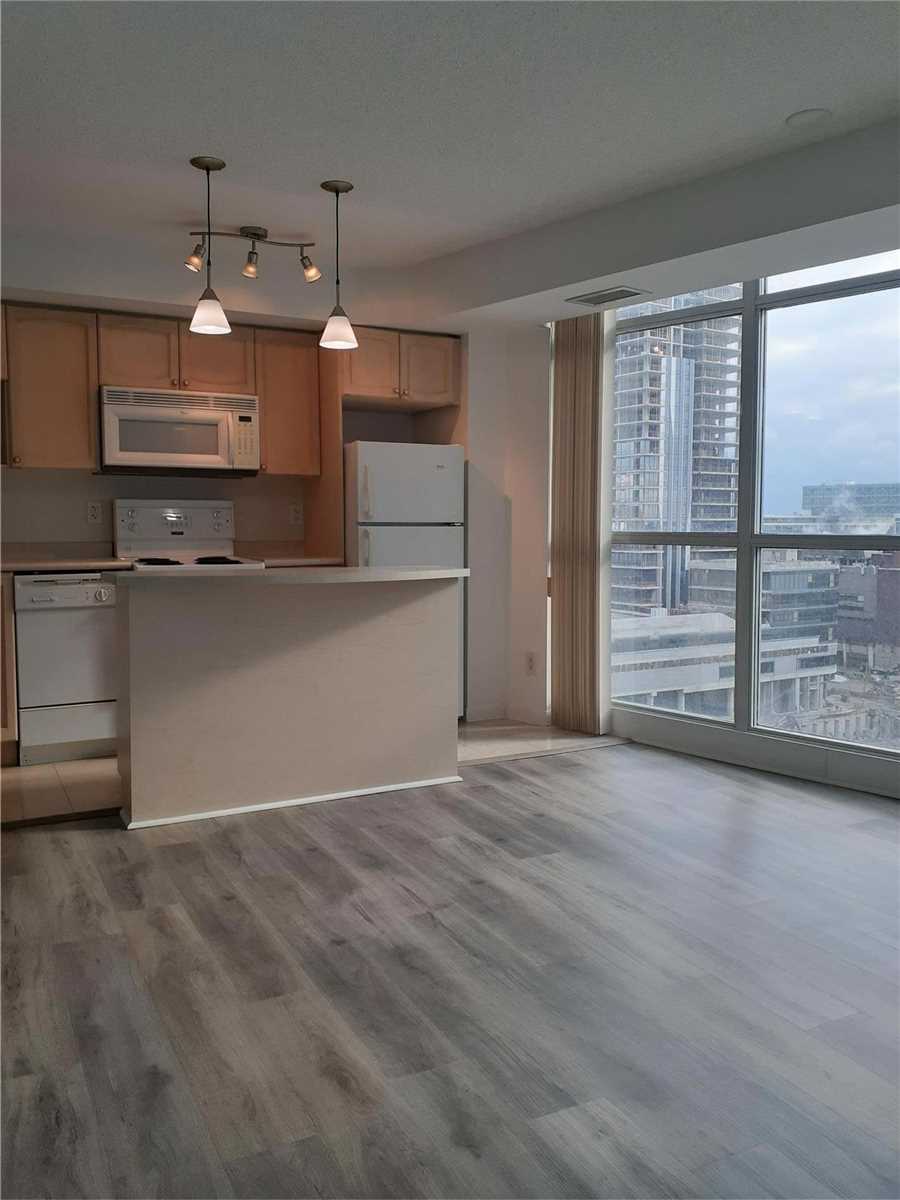 18 Yonge St, #1212