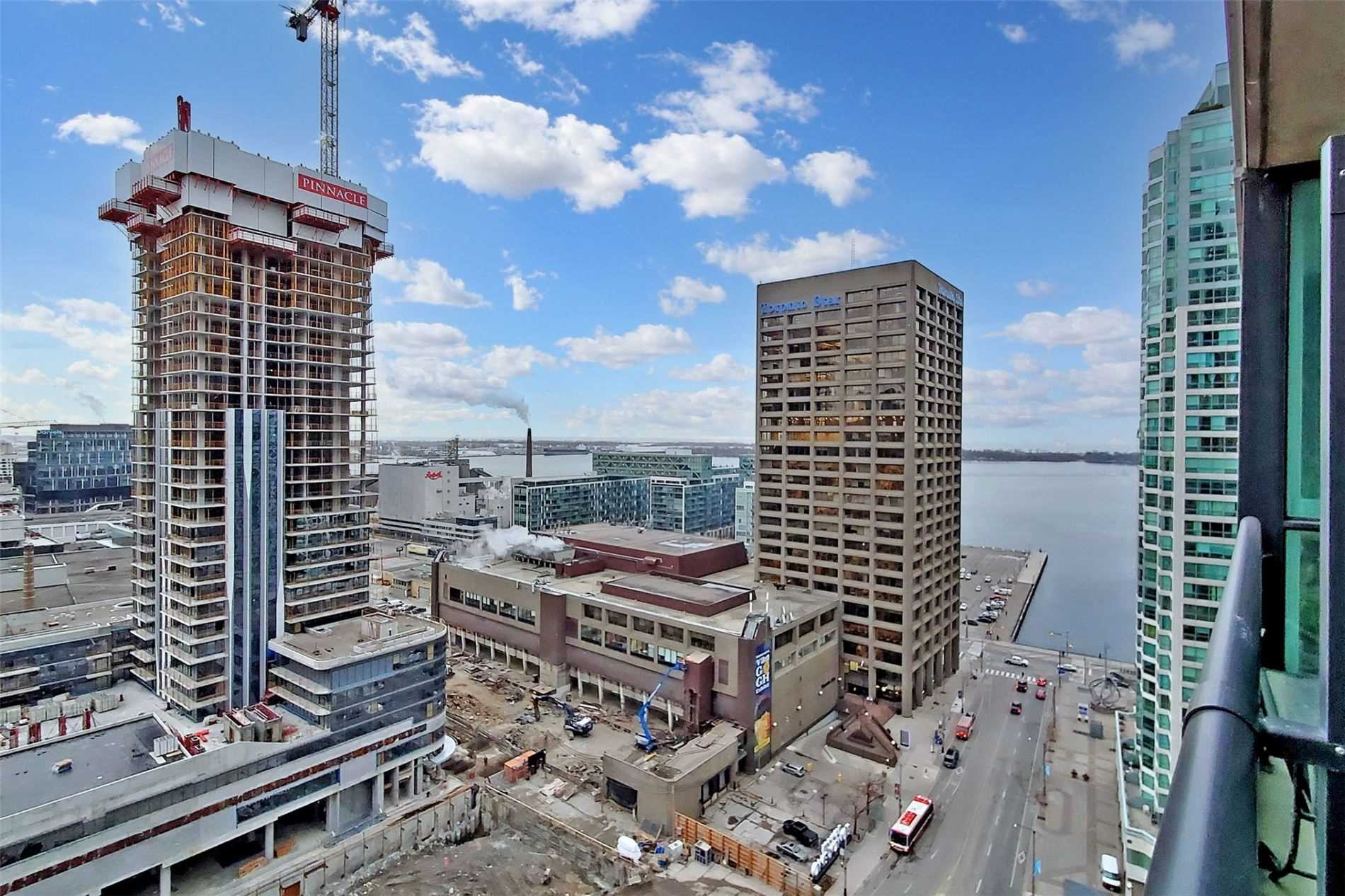 16 Yonge St, #2207