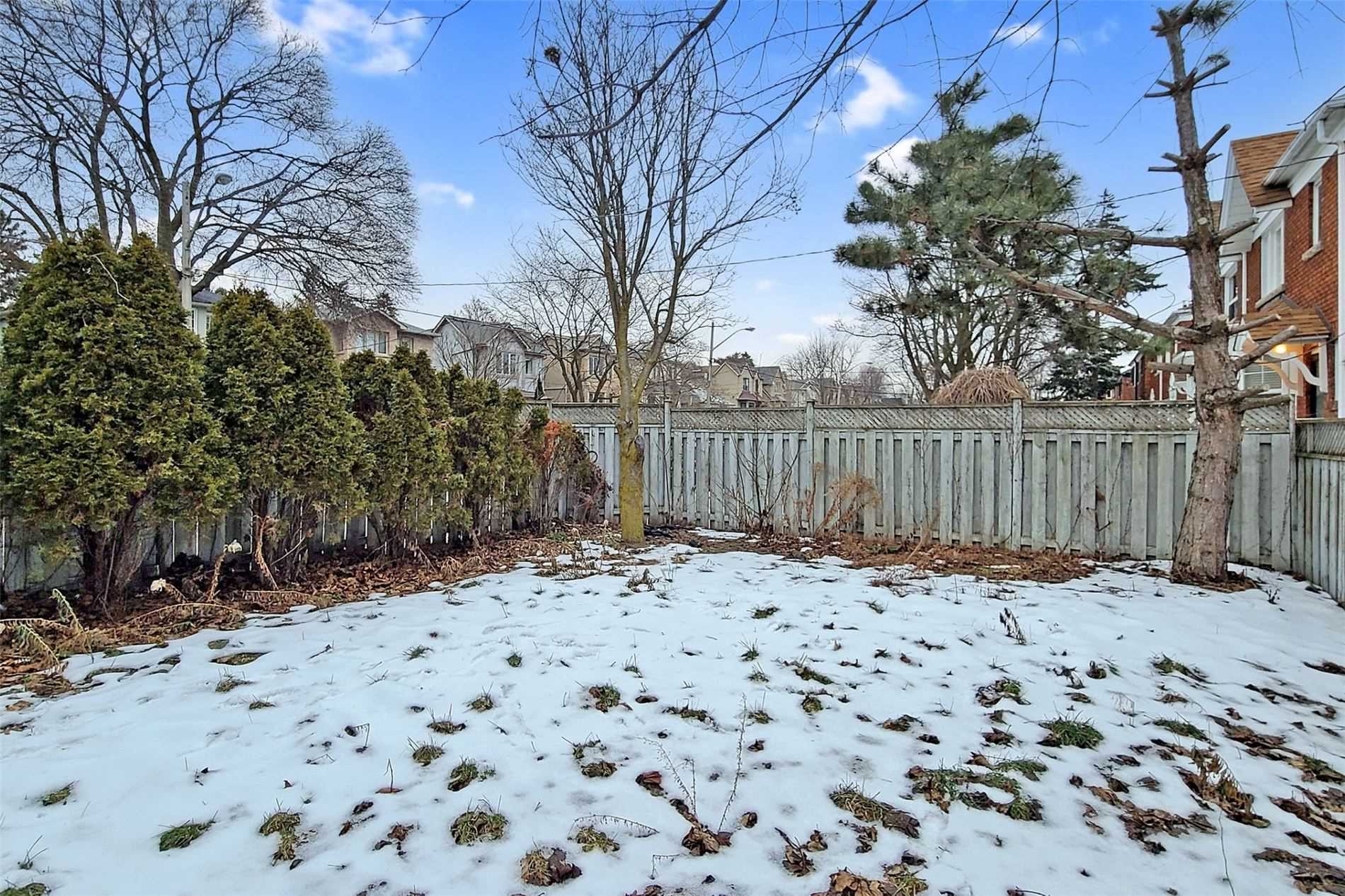 281 Laird Dr