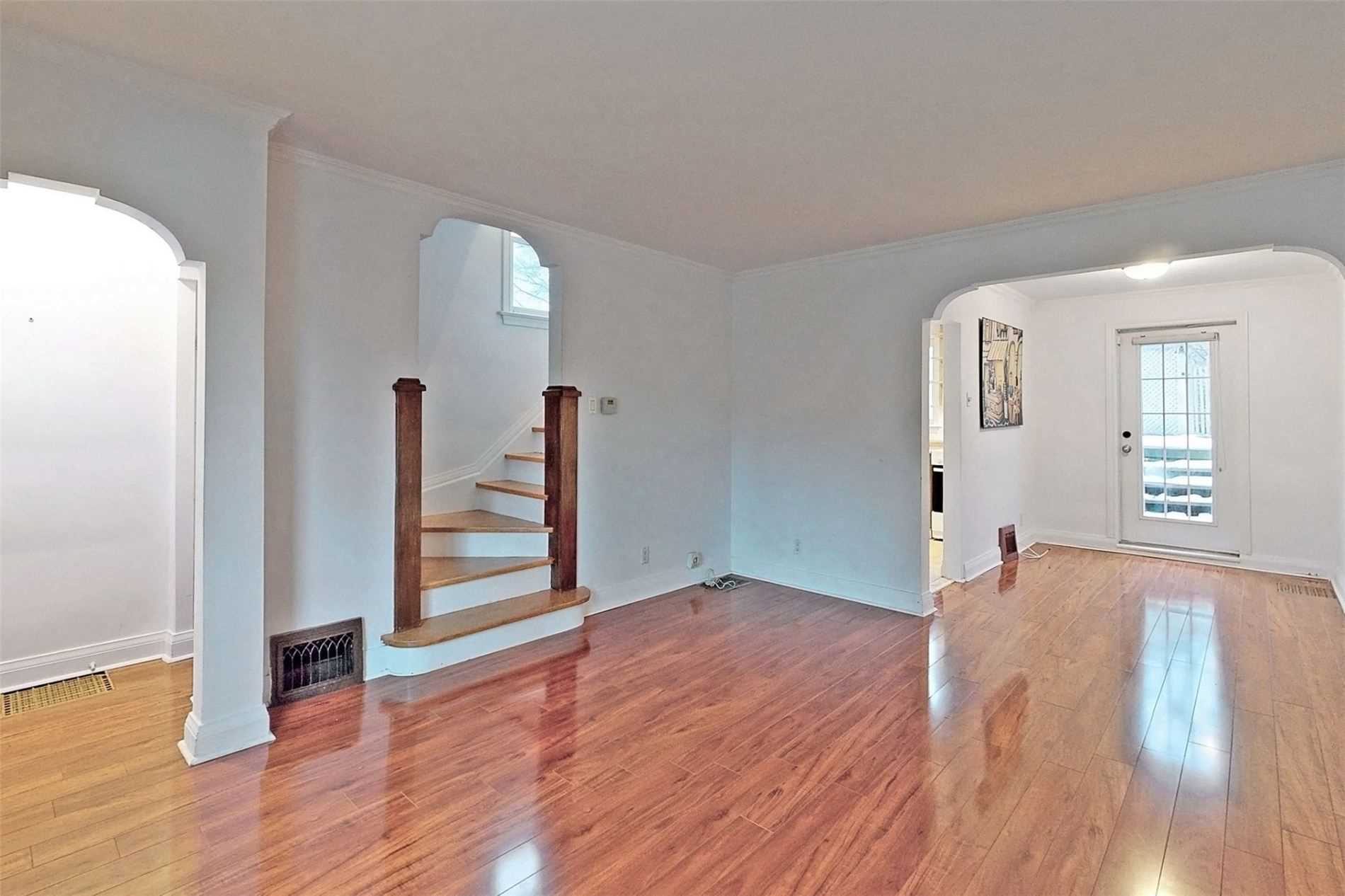 281 Laird Dr