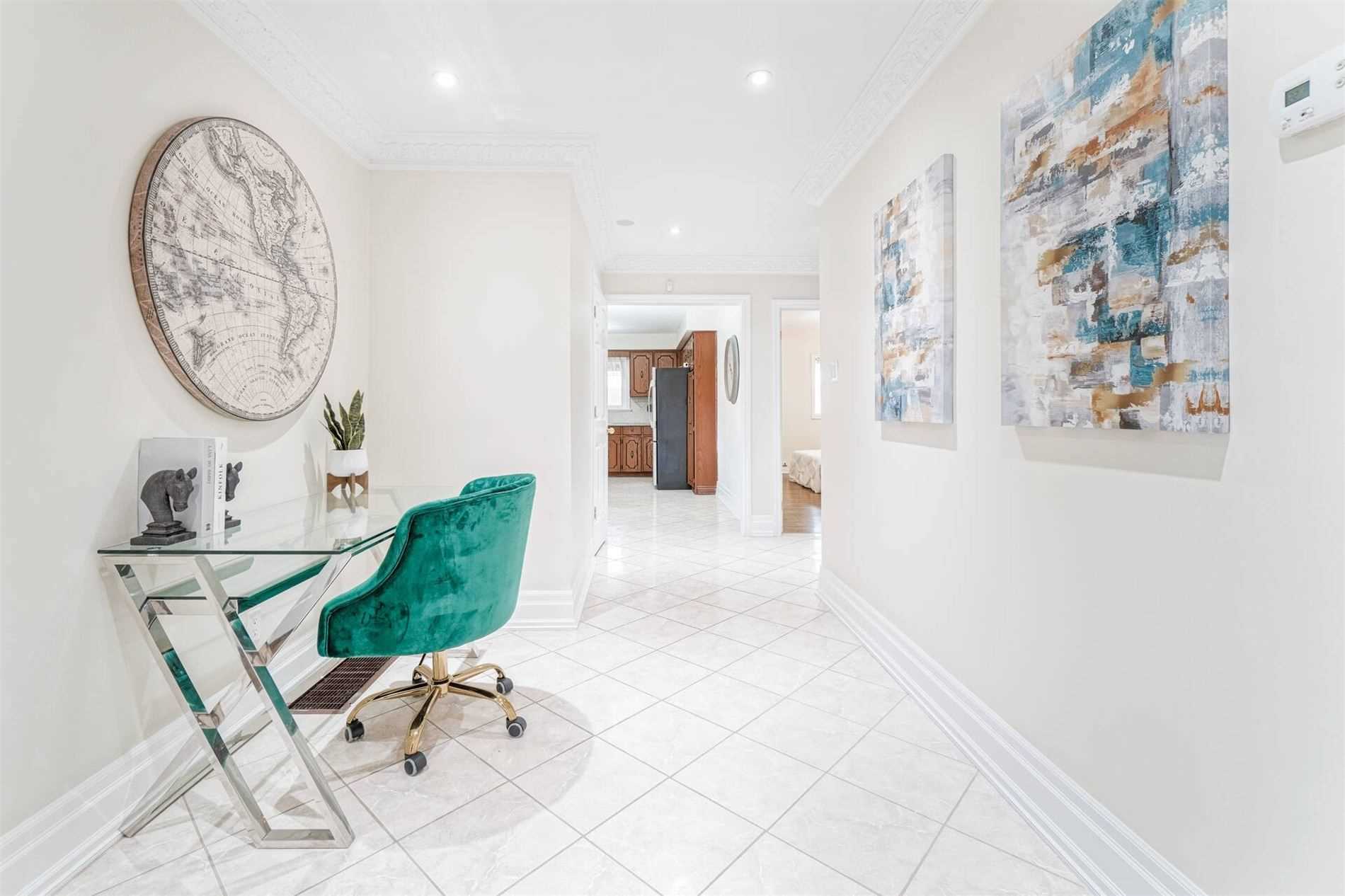 221 Reiner Rd