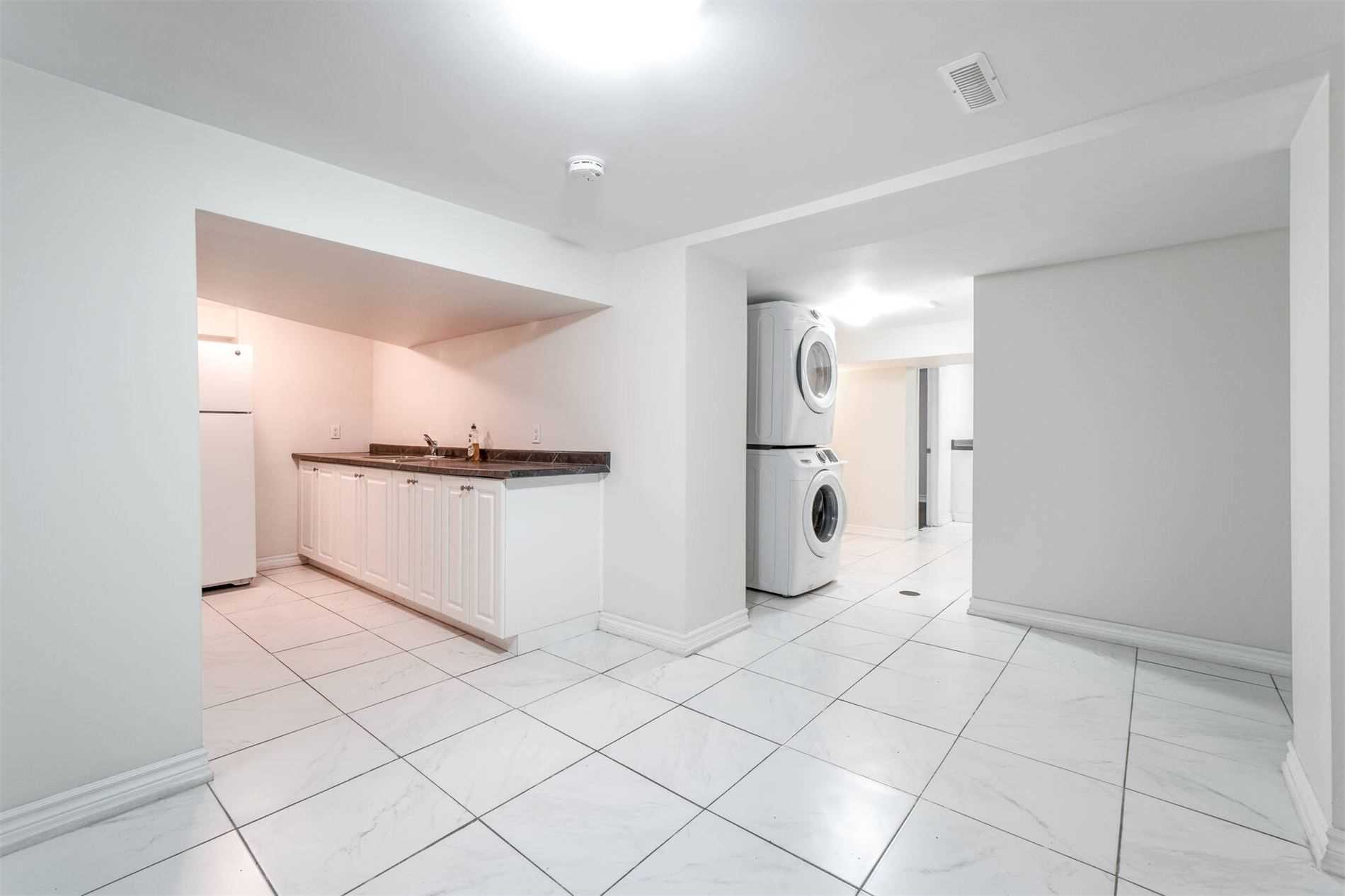 221 Reiner Rd