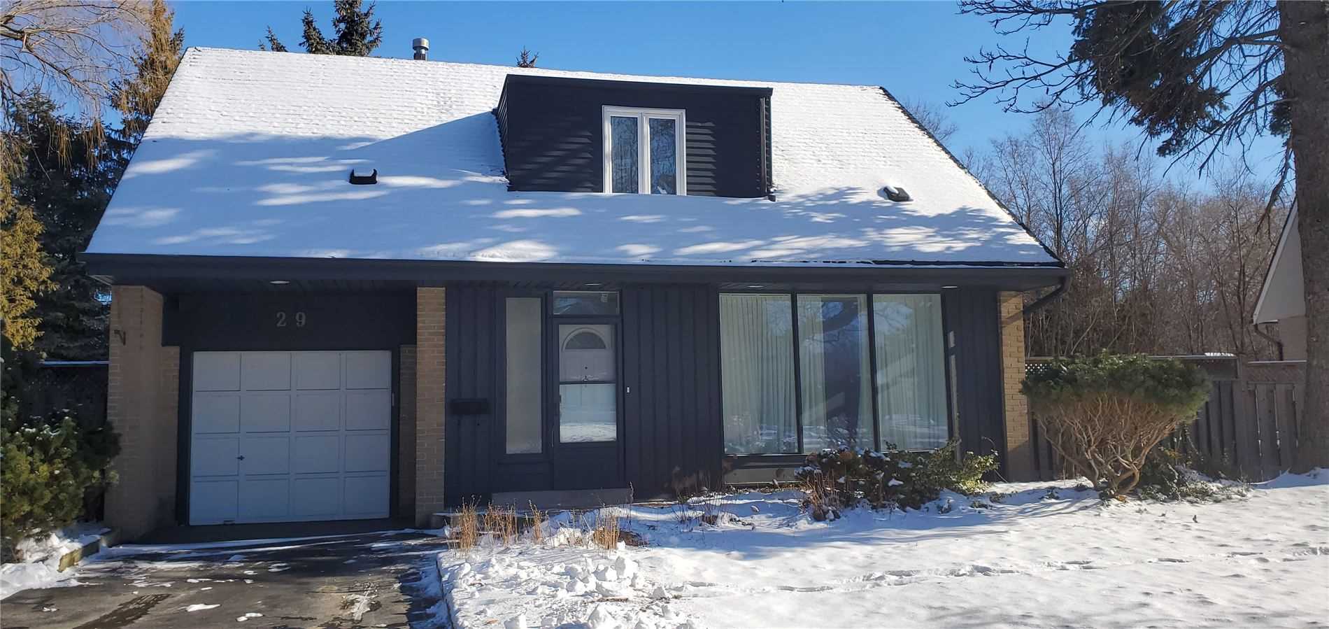 29 Briarfield Dr