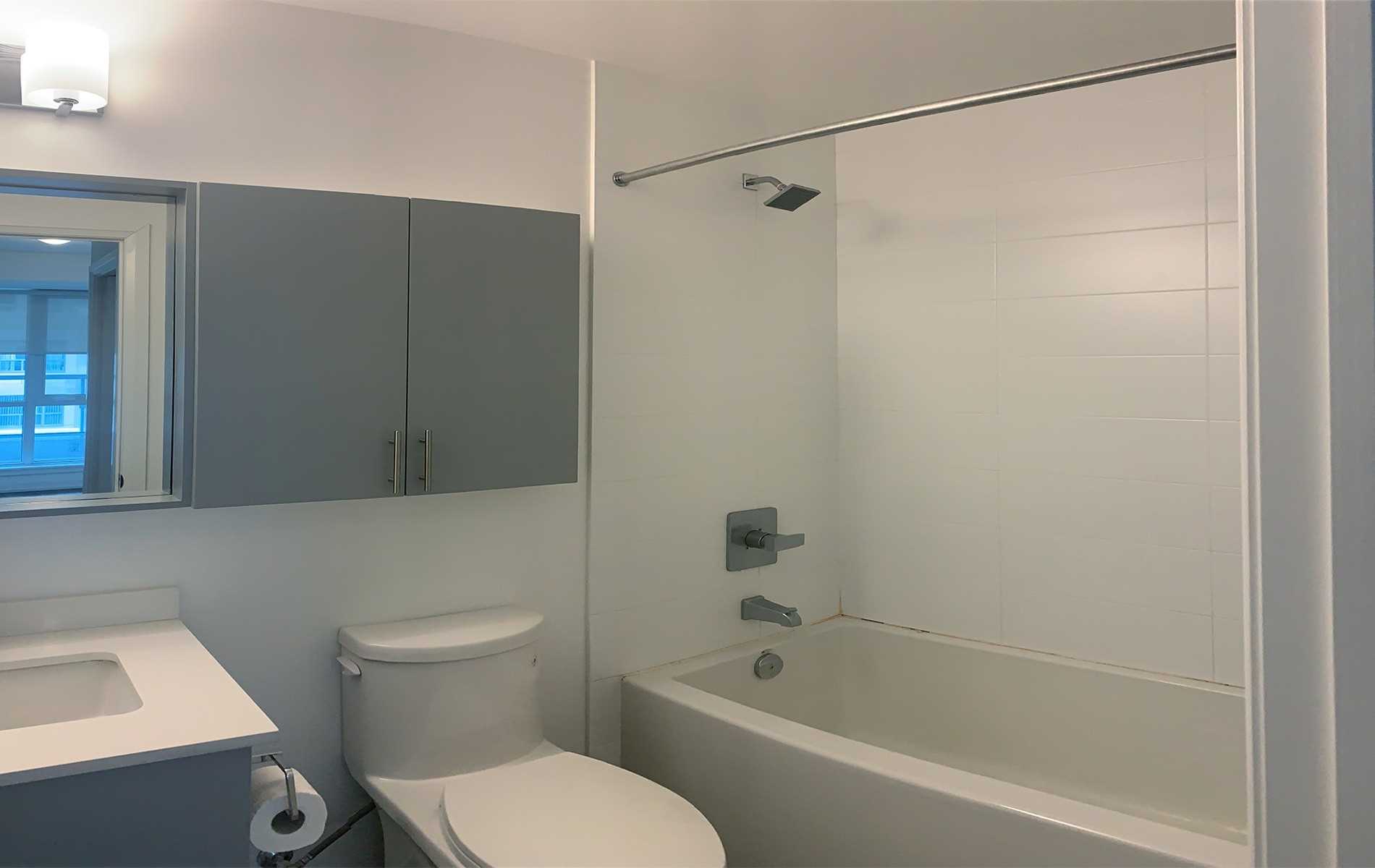 591 Sheppard Ave E, #305