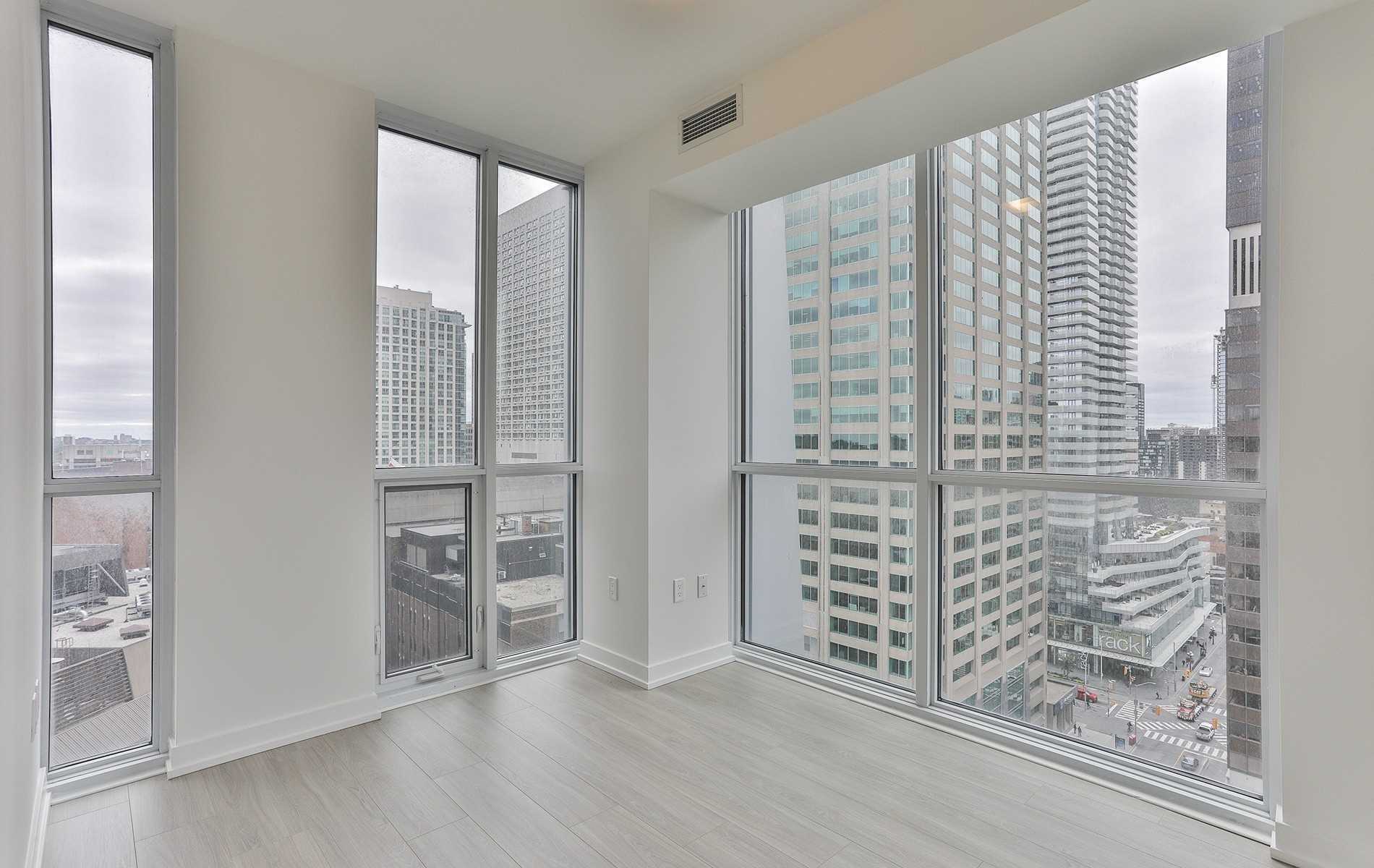 1 Yorkville Ave, #1611