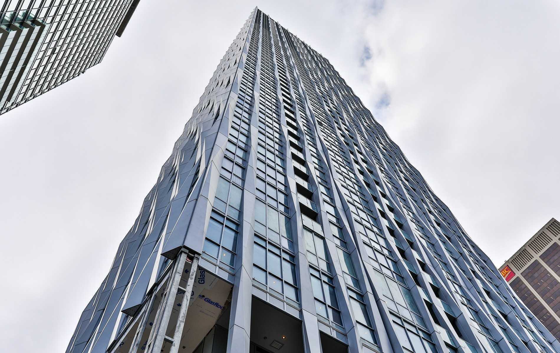 1 Yorkville Ave, #1611