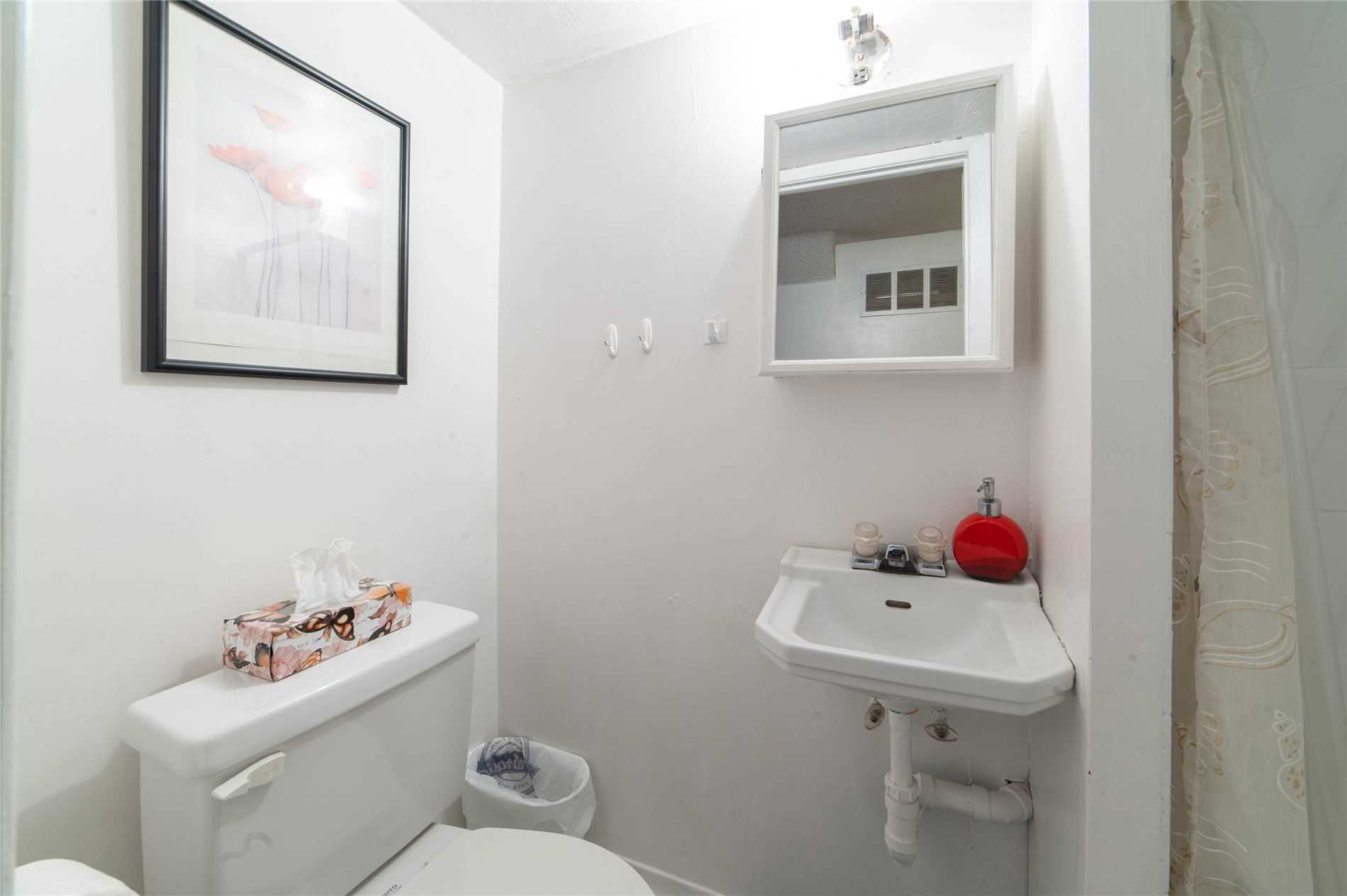 87 Sexton Cres