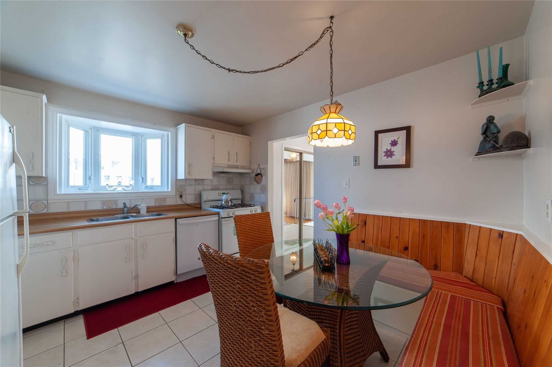 87 Sexton Cres