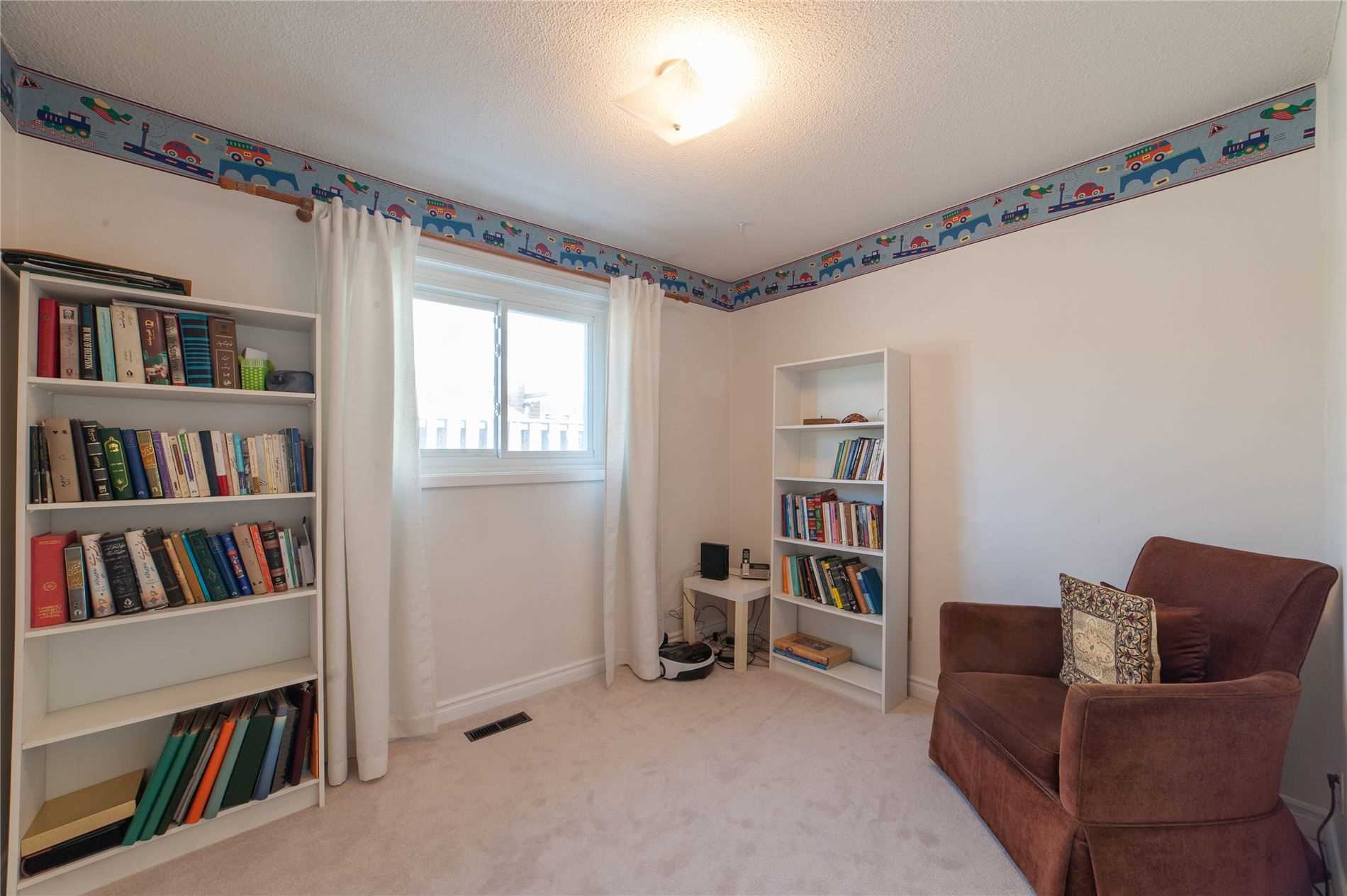 87 Sexton Cres