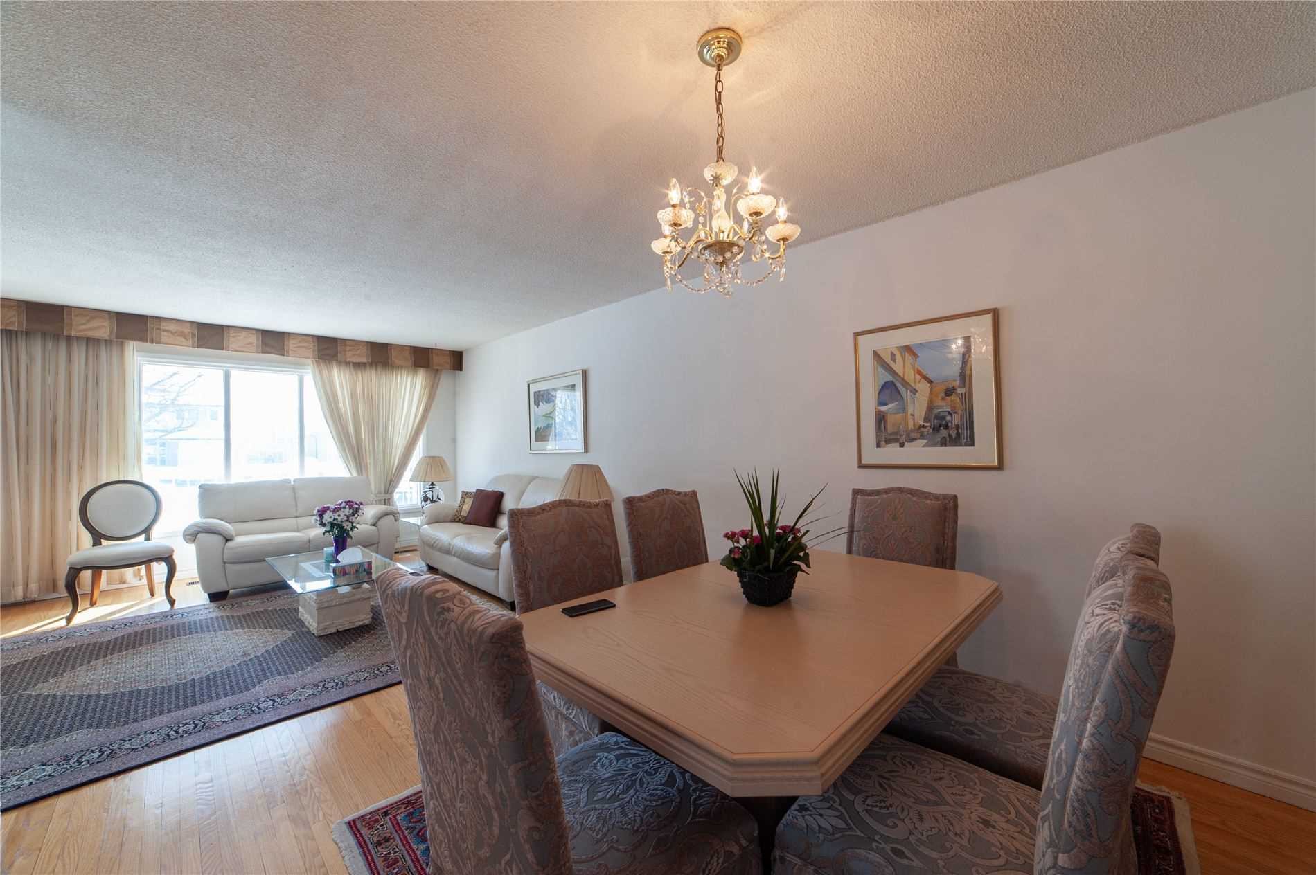 87 Sexton Cres
