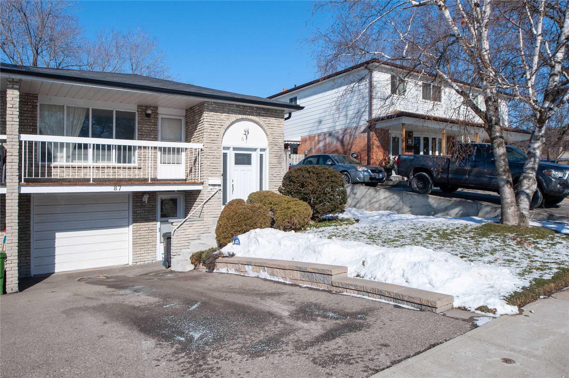 87 Sexton Cres