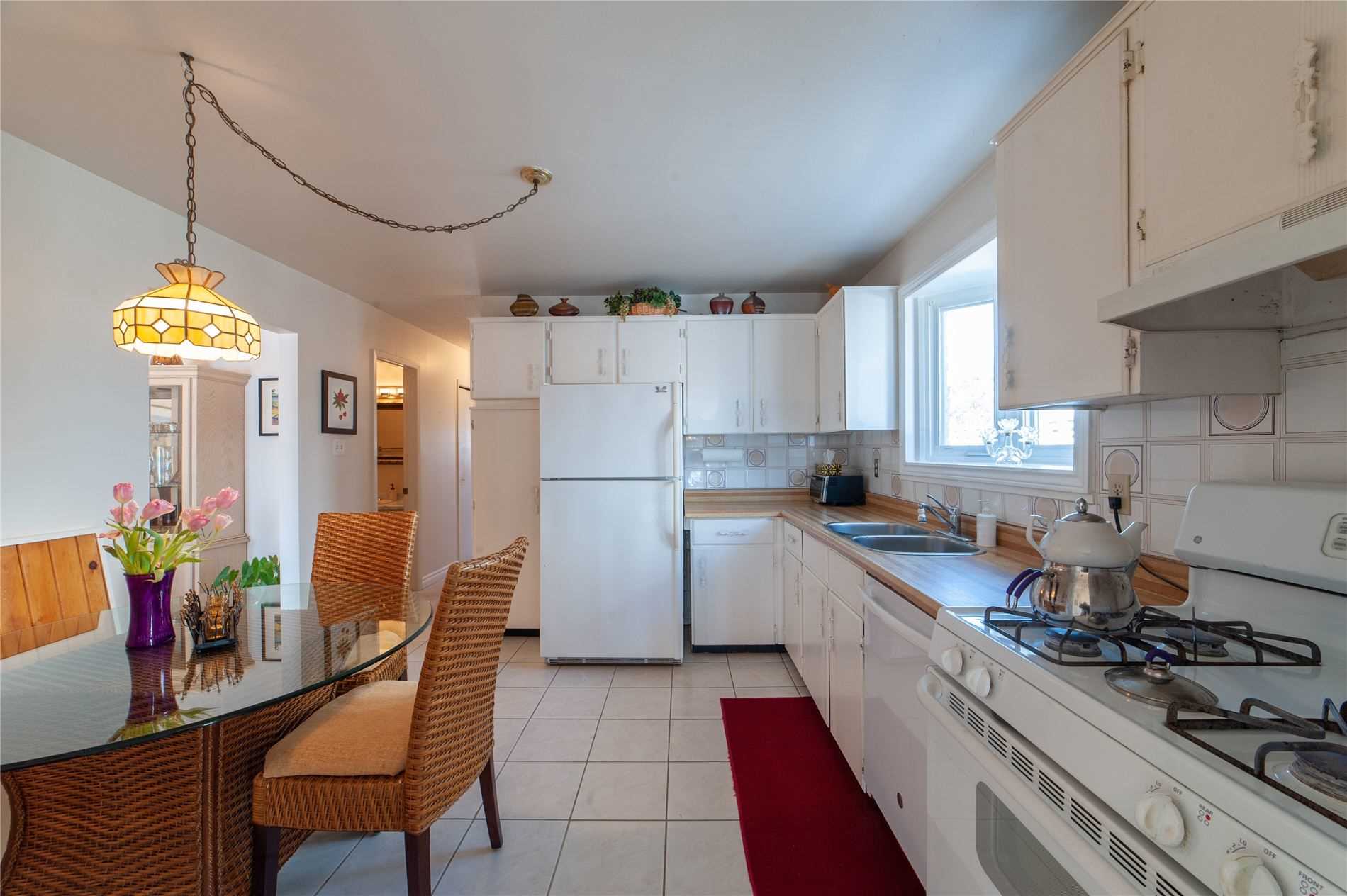 87 Sexton Cres