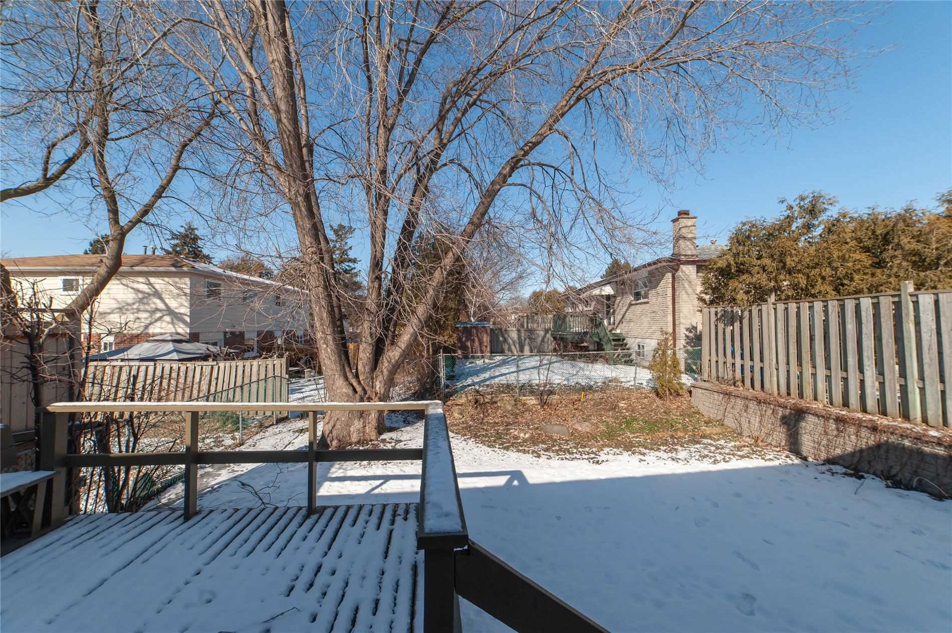 87 Sexton Cres