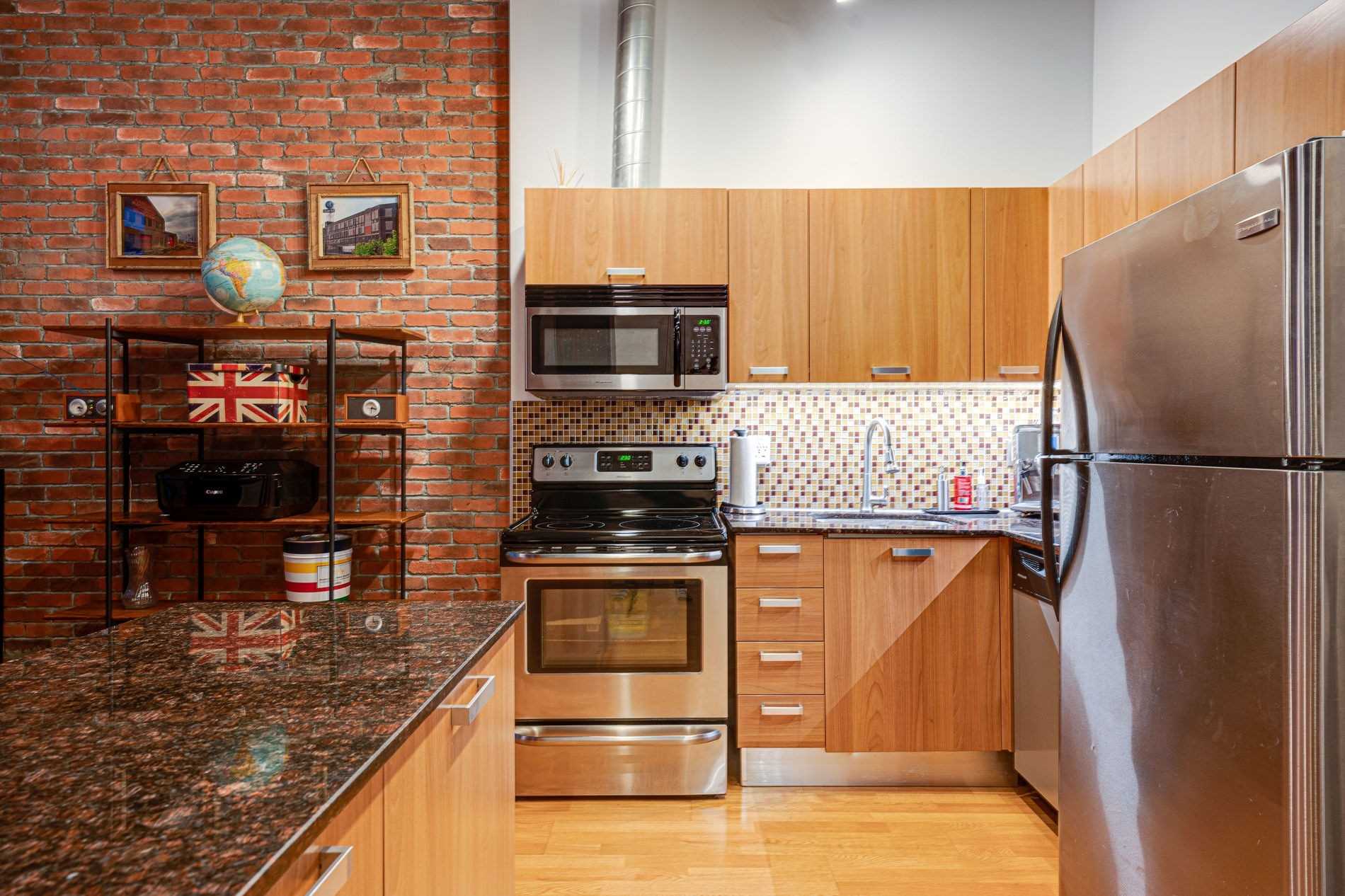 43 Hanna Ave, #336